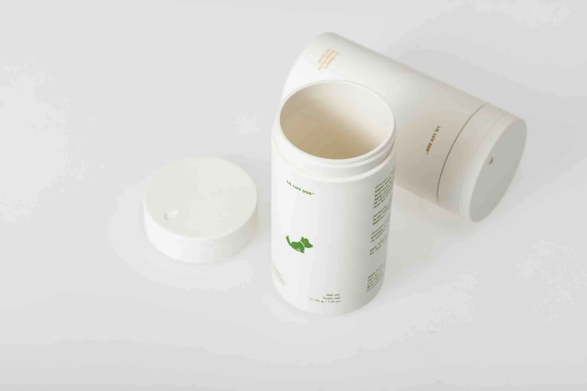 Powder Shaker 100 g / 3.5 oz - Lil Luv Dog