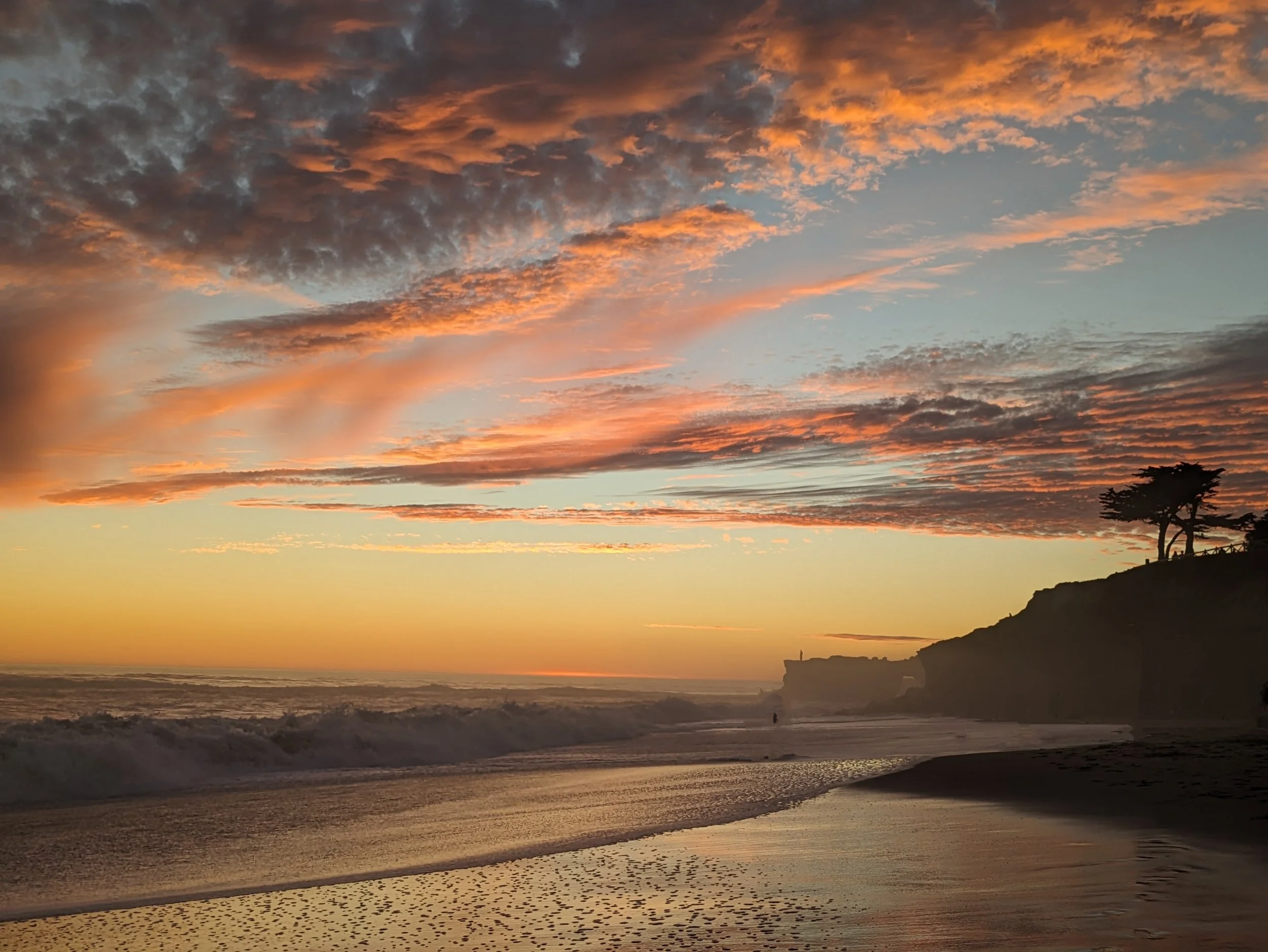 How to Cope With Holiday Stress When a Loved One Has a Drinking or Drug Problem:                                A Self-Care Guide