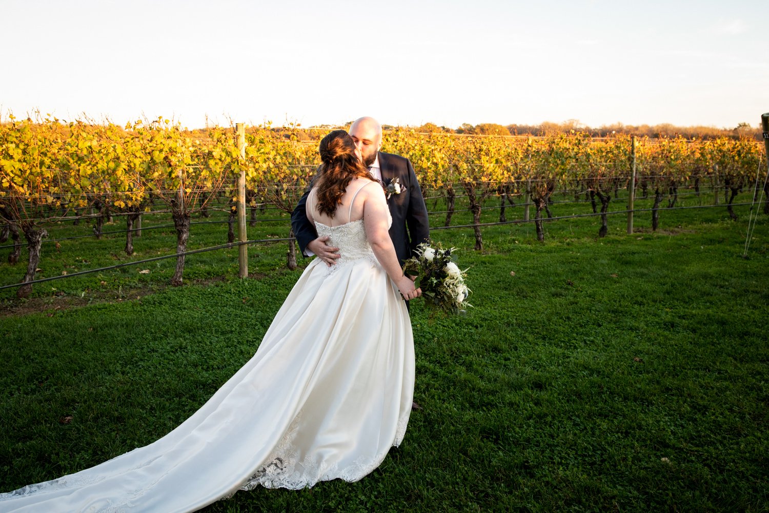 Corbman Newport Vineyards Wedding 0015.jpg