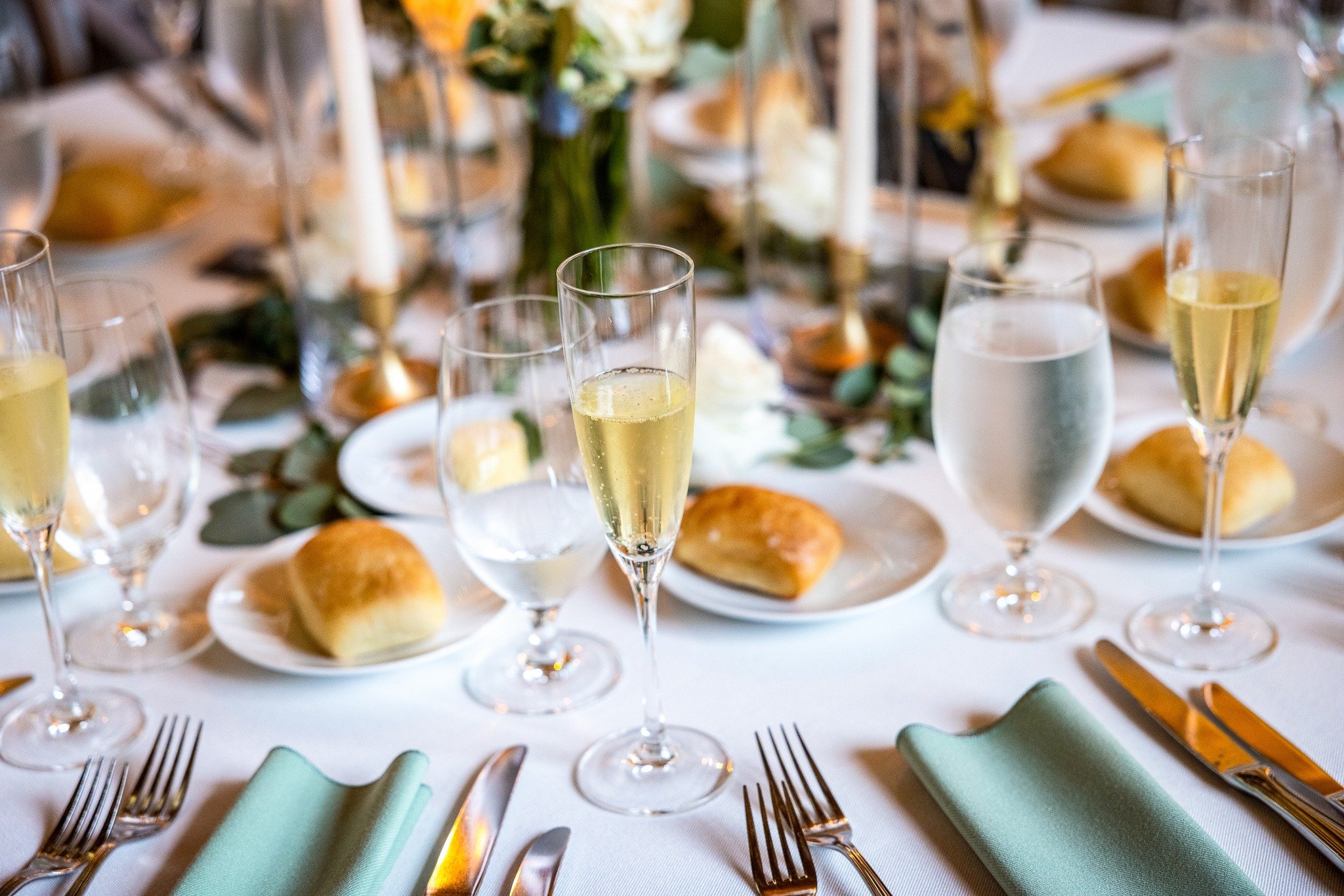 A few spectacular ##weddingdetails 

Couple: @madisolotufo @elotufo96
Venue: @shepherdsrun
Hair/Makeup: @ali_lomazzo_beauty
Live Music: @legacystringtrio
DJ: @eliteentertainmentri
Videographer: Freeze Frame Productions
Caterer: @blackstoneri
Cake: @s