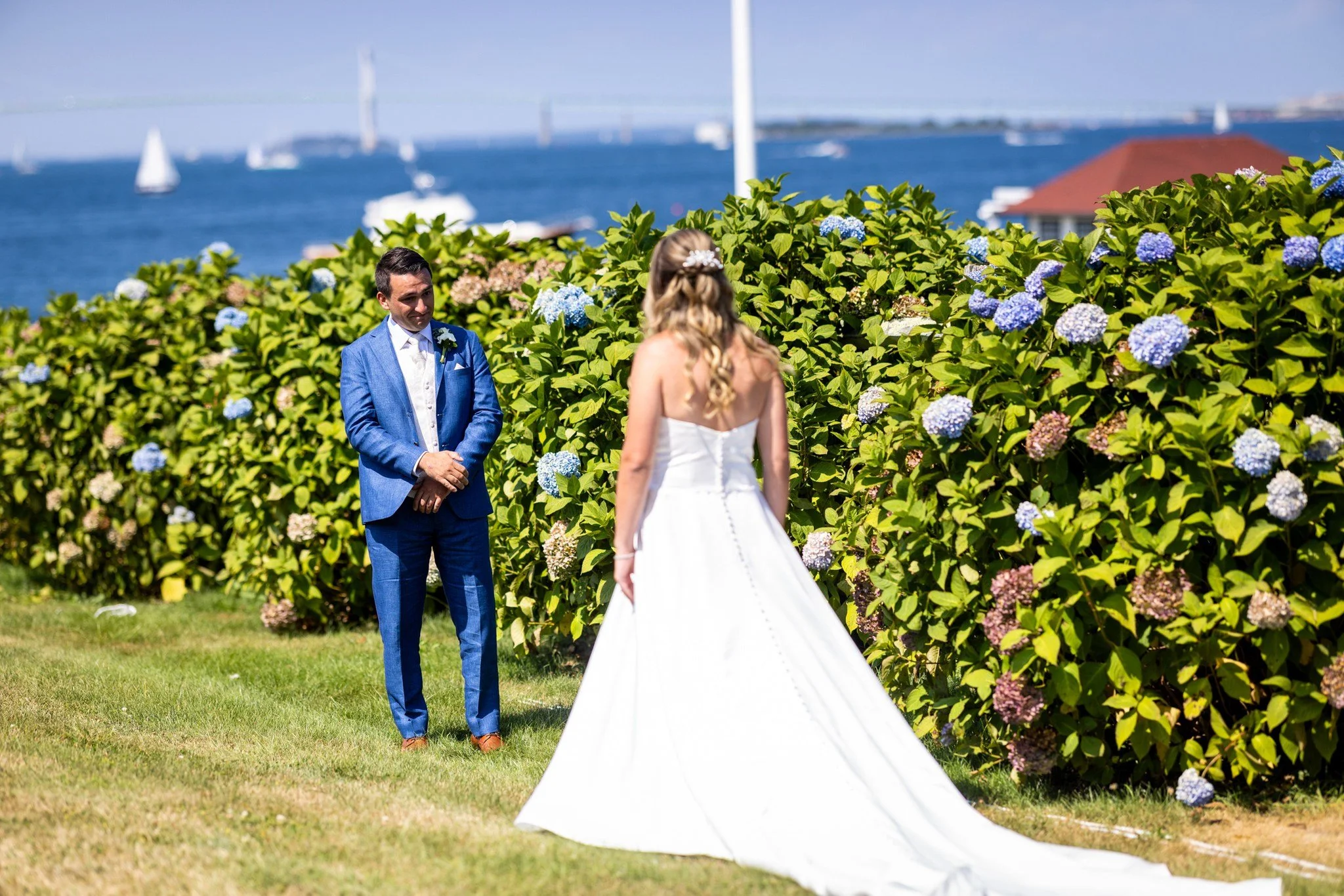 When the #brideandgroom first see each other #firstlook 

Couple: @morganraible @ccartychris
Planner: @tmw_productions @weddings.tmw
Caterer: @blackstoneri
HMU: @refeyeance
Video: @slevincinema
Dress: @bridalsuiteofbayshore
Suits: @studiosuits
Cake: 