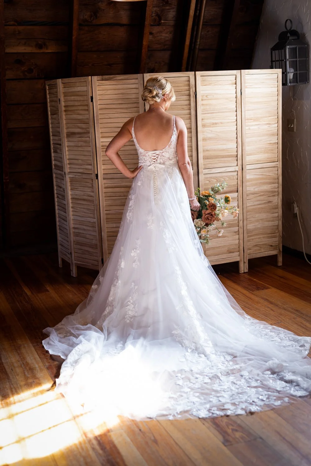 Have you ever seen a more stunning bride?!?!

Couple: @brenna_feurtado and @slowejamz
Venue: @bittersweetfarmwestport  @whitesofwestport
DJ:  @musiconwheelspeteandtammy
Cake: @leddysbakeryfallriver
Dress: @alexandrasbridalboutique
Suits: @menswearhou