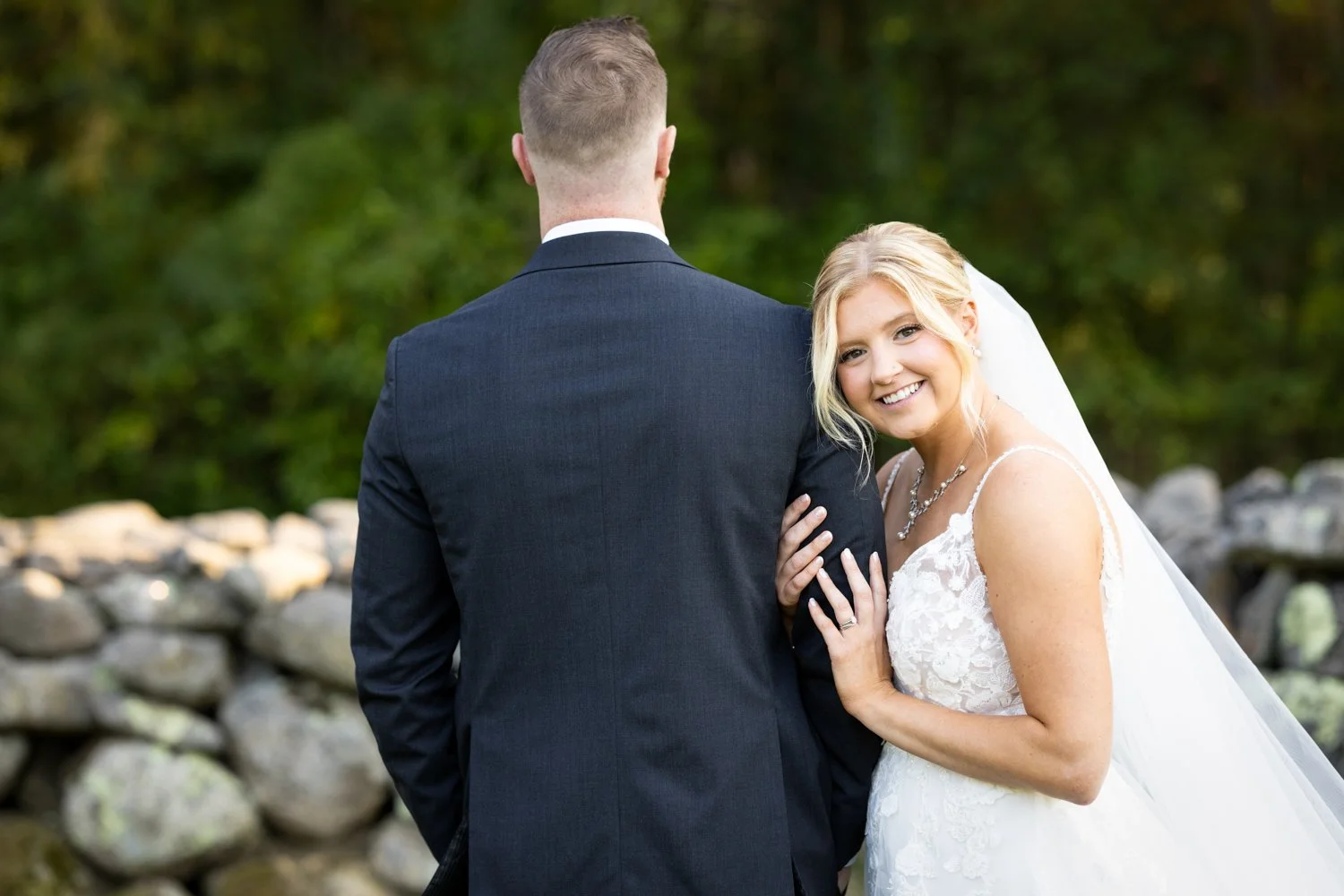 Have you ever seen a more #adorable couple?! 

Couple: @brenna_feurtado and @slowejamz
Venue: @bittersweetfarmwestport  @whitesofwestport
DJ:  @musiconwheelspeteandtammy
Cake: @leddysbakeryfallriver
Dress: @alexandrasbridalboutique
Suits: @menswearho