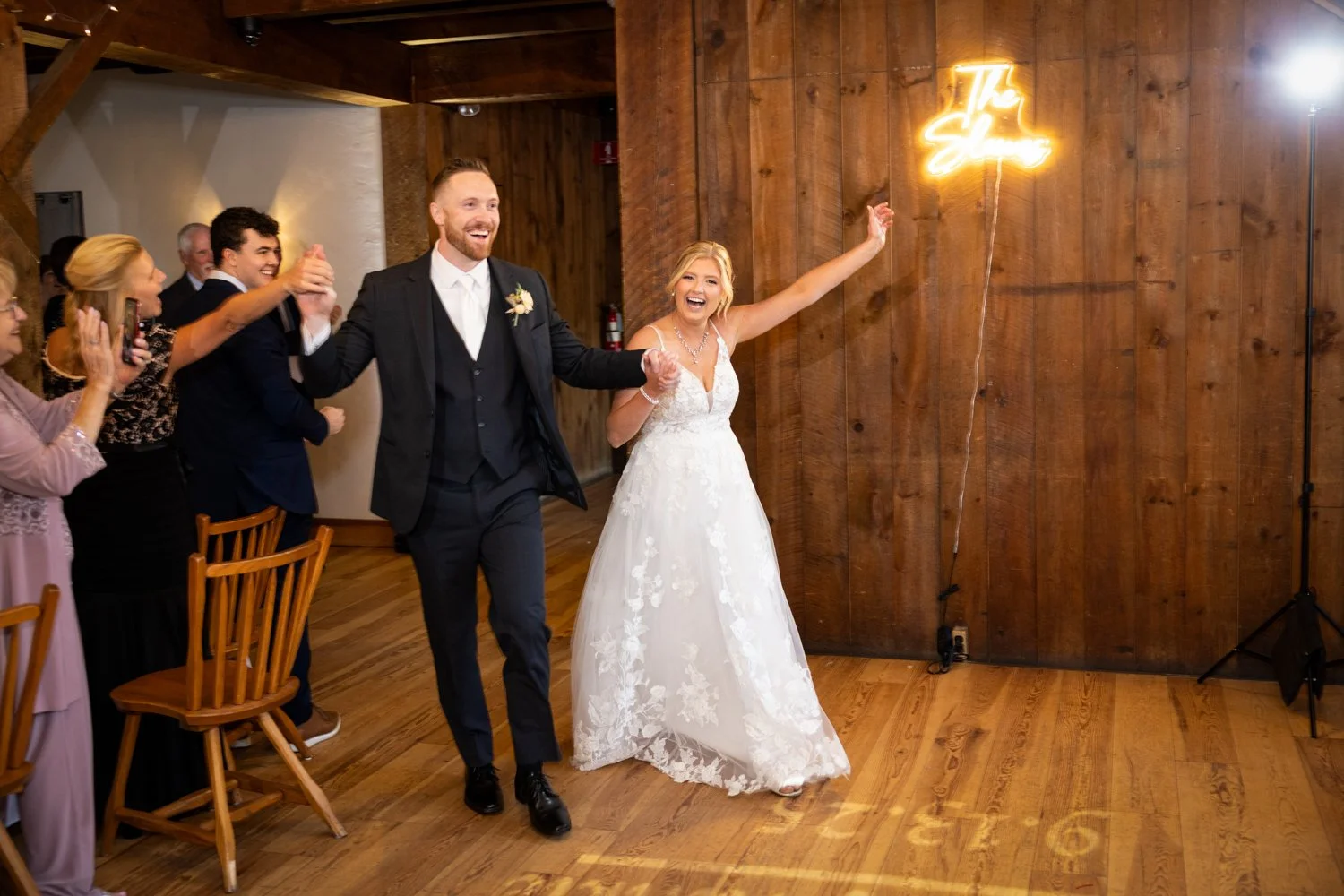 Welcome to the #party 

Couple: @brenna_feurtado and @slowejamz
Venue: @bittersweetfarmwestport  @whitesofwestport
DJ:  @musiconwheelspeteandtammy
Cake: @leddysbakeryfallriver
Dress: @alexandrasbridalboutique
Suits: @menswearhouse
HMU: @blinkedtobeau