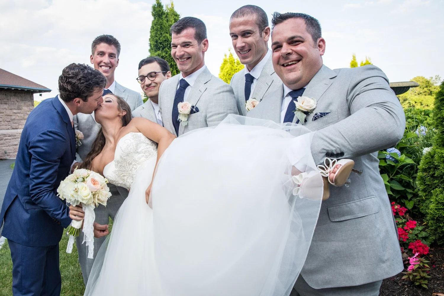 Ocean Cliff Newport Wedding-40.jpg
