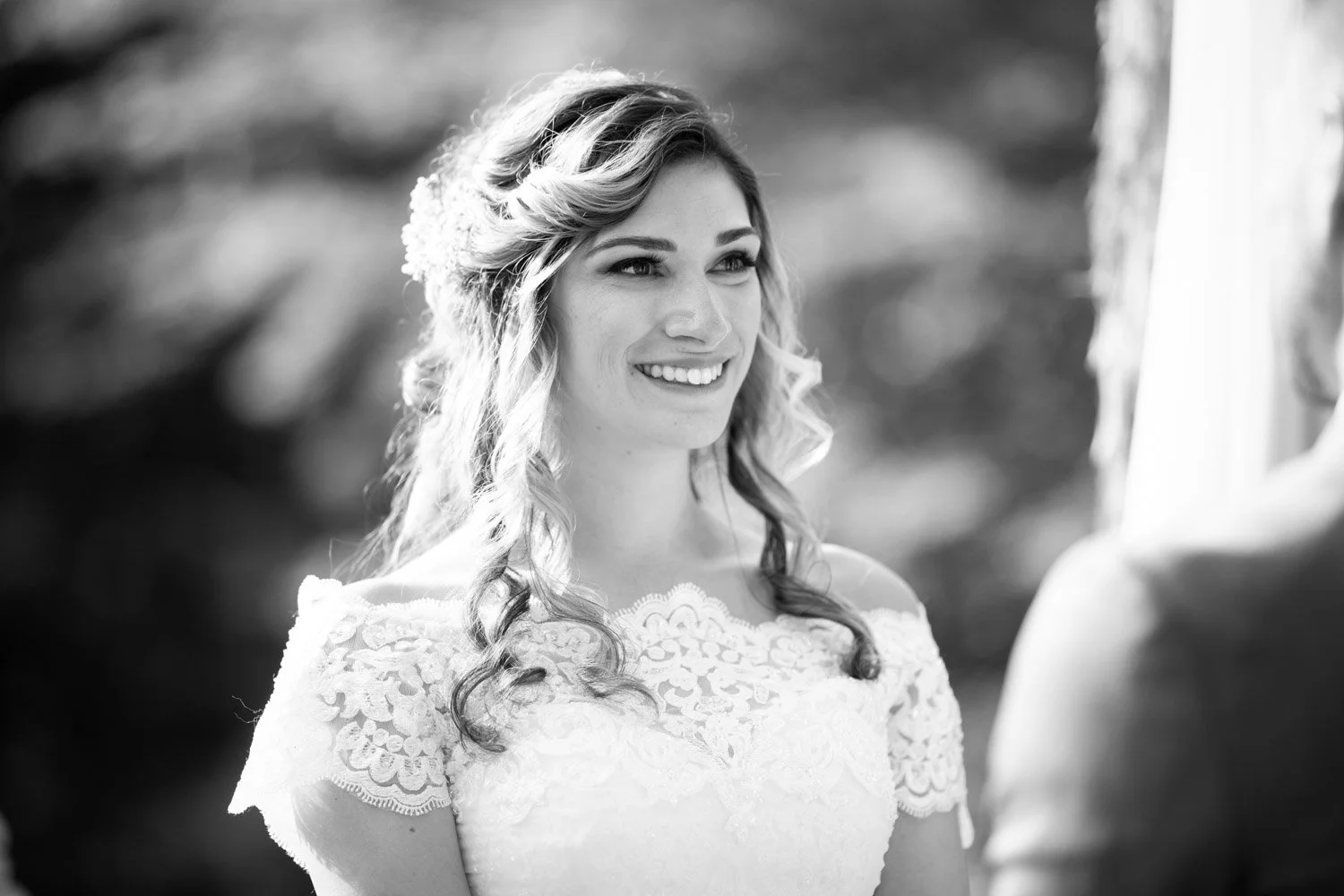 Hannah Tent Wedding Corbman BW-1018.jpg