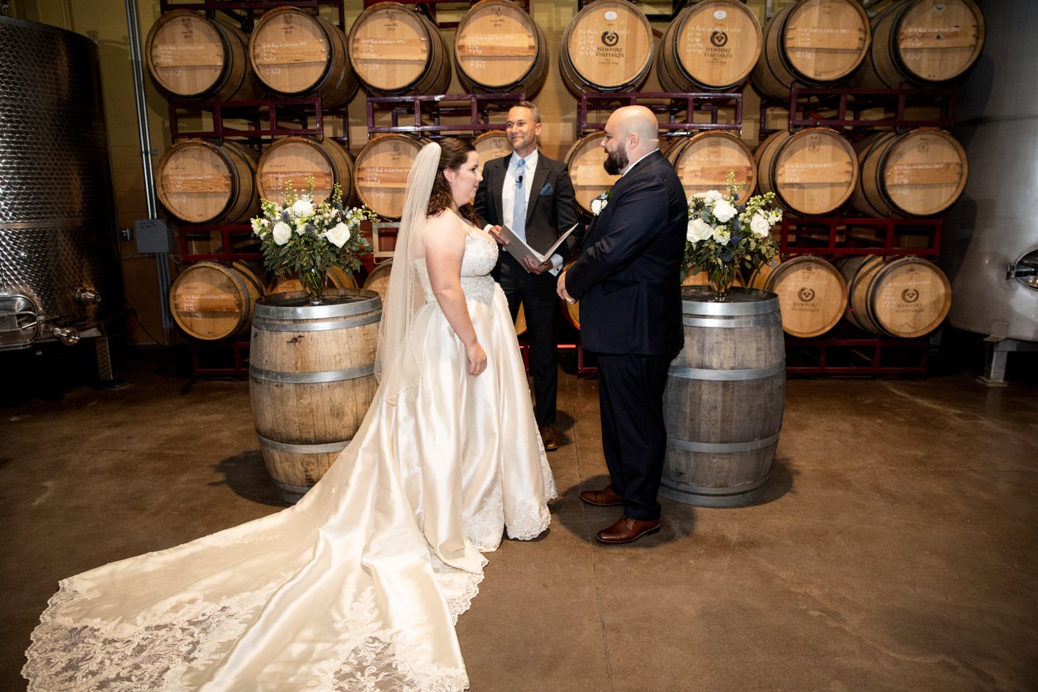 Corbman Newport Vineyards Wedding 0032.jpg