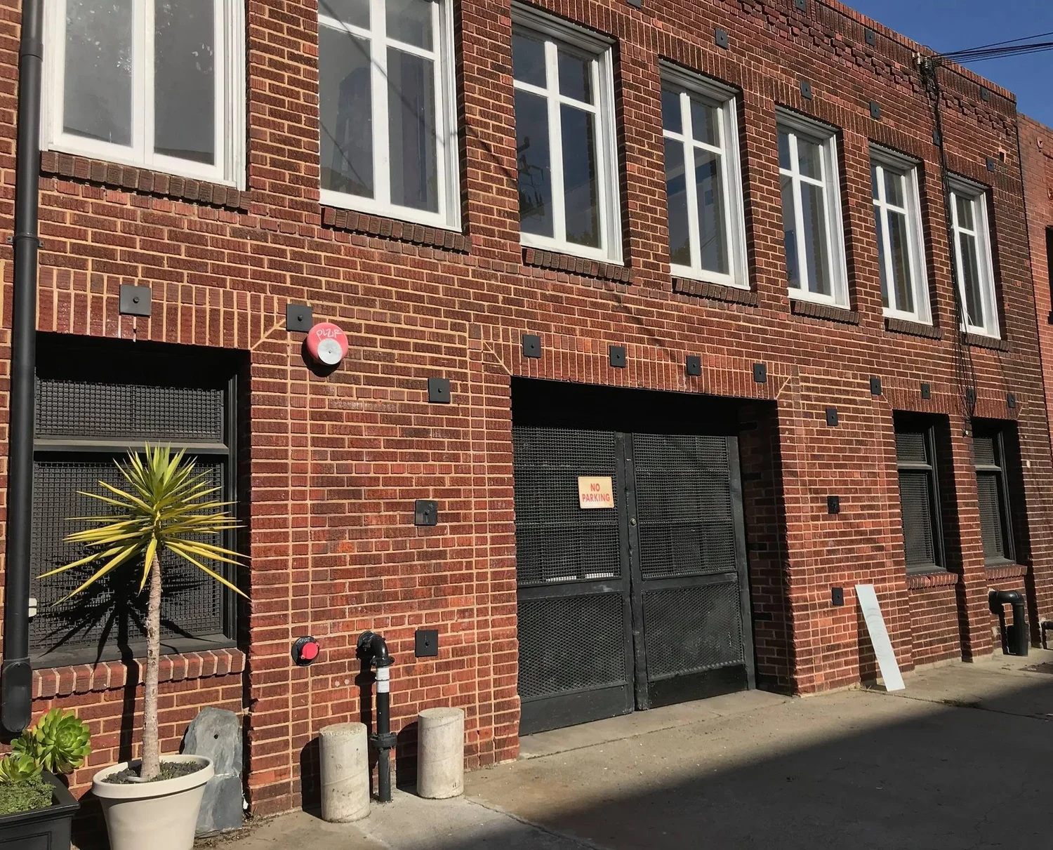 Radiance Oak building on Fourth Street
