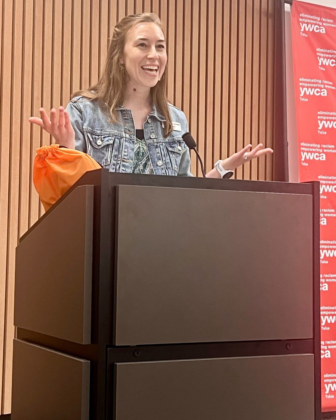 It was such a joy to celebrate the end of English classes with our incredible students! We&rsquo;re so proud of all they&rsquo;ve accomplished and honored to be part of their journey. ❤️