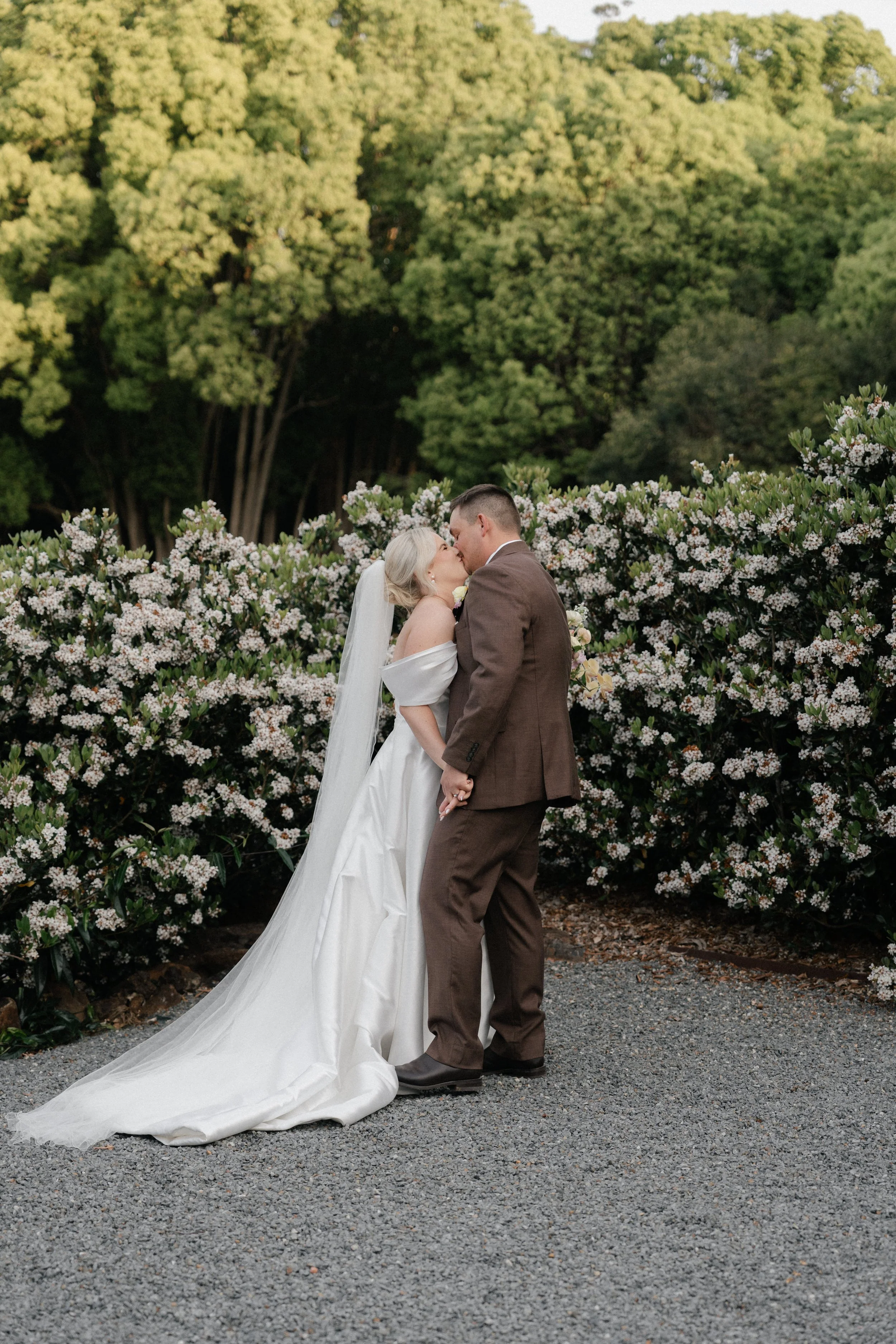 Samantha + Josh - Sneak Peek-53.jpg
