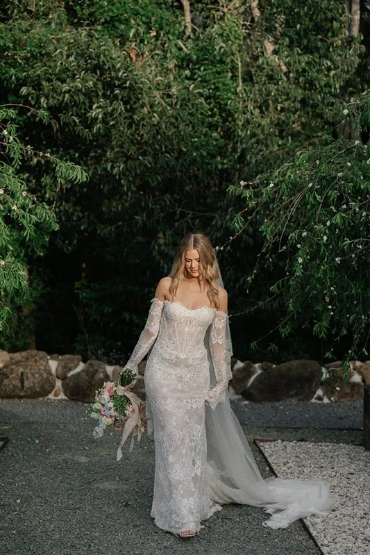 Taylar + Lachlan - Sneak Peek-52.jpg