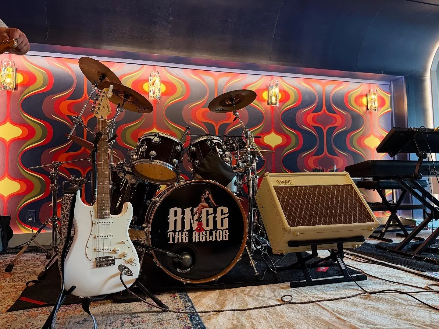 Ange & The Relics.jpg