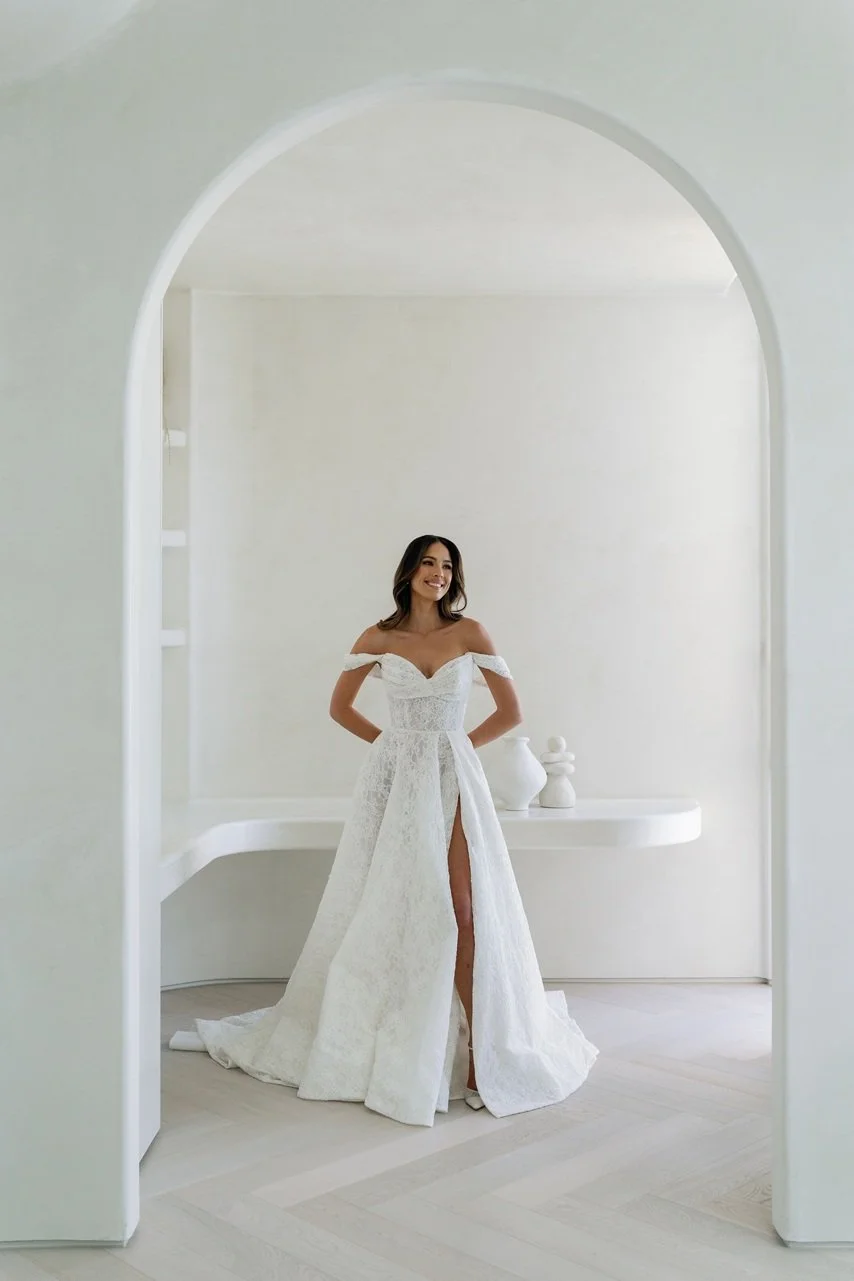 The White Aisle Bridal