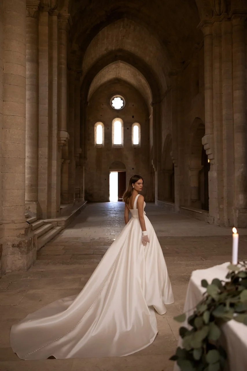 The White Aisle Bridal