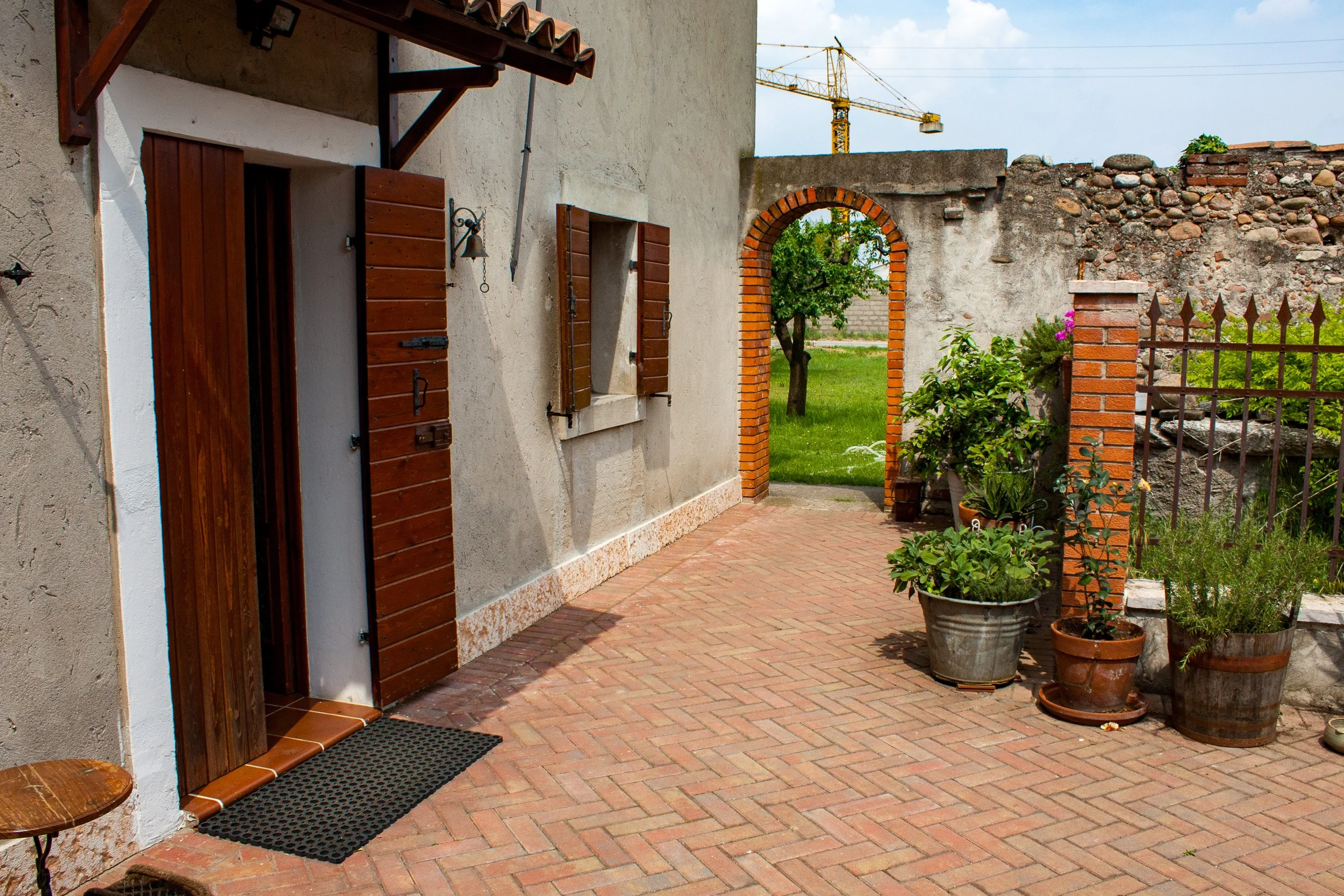 Today it's time for cooking lessons at the villa in the countryside outside Verona.