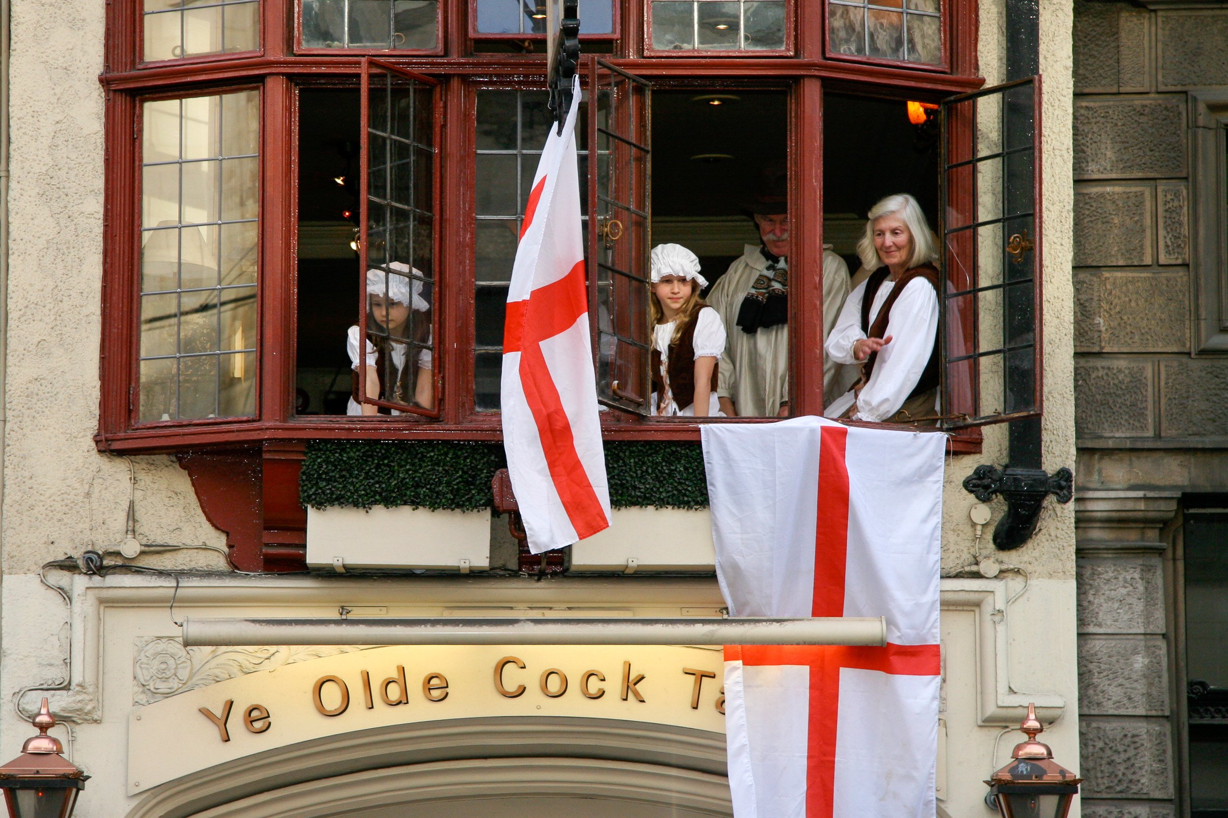 Spectators at The Lord Mayor's Parade