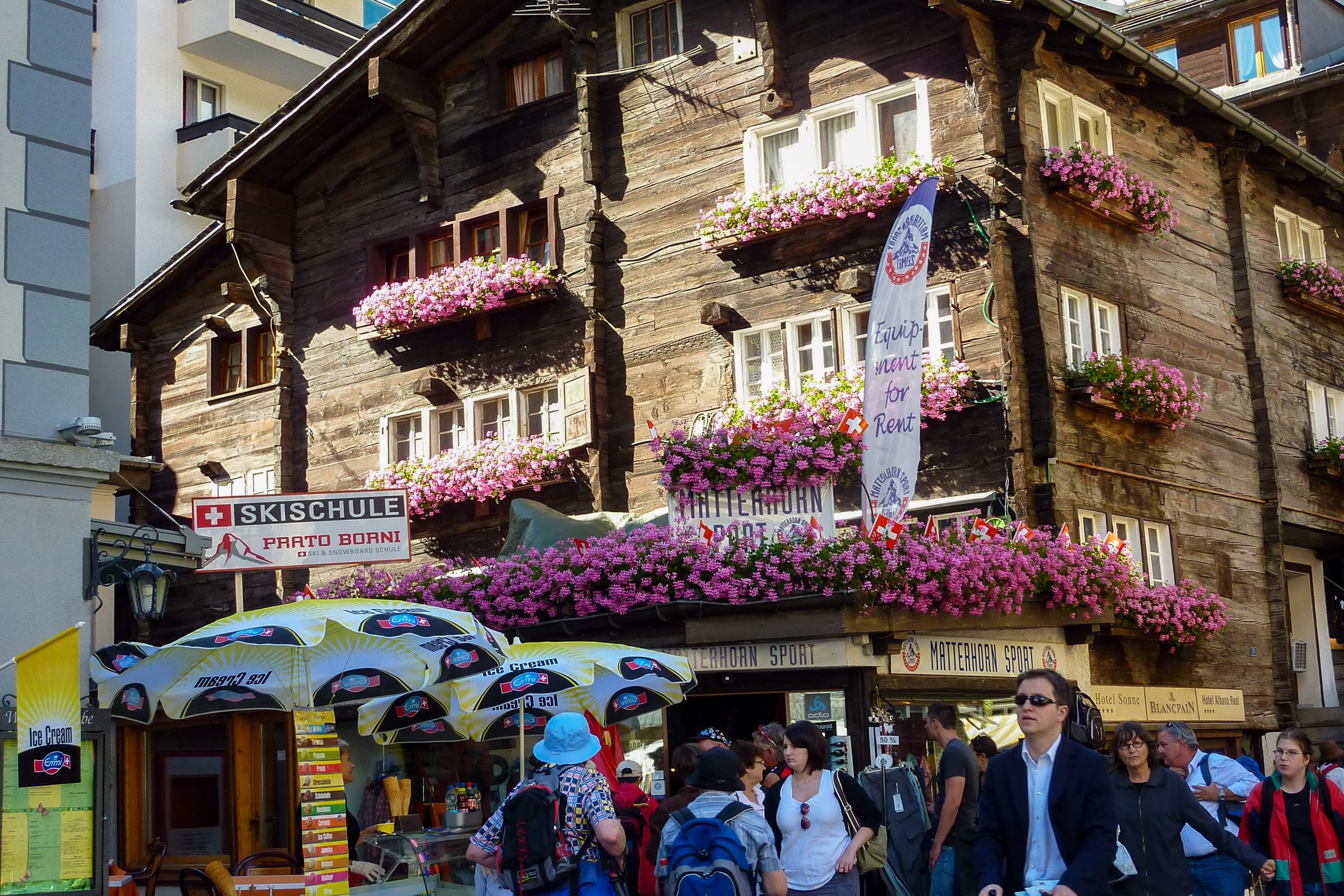 Zermatt flower boxes