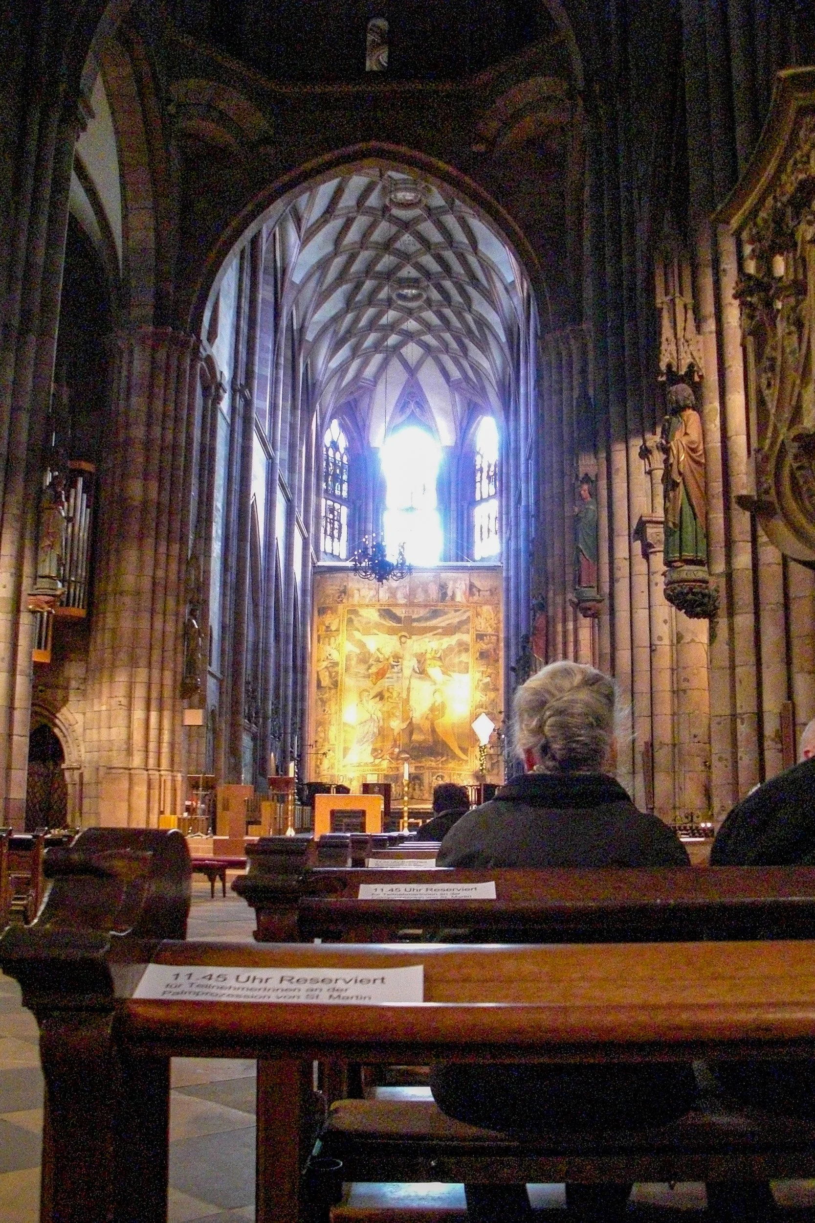 Altar Crossing Choir Freiburg Cathedral .jpg