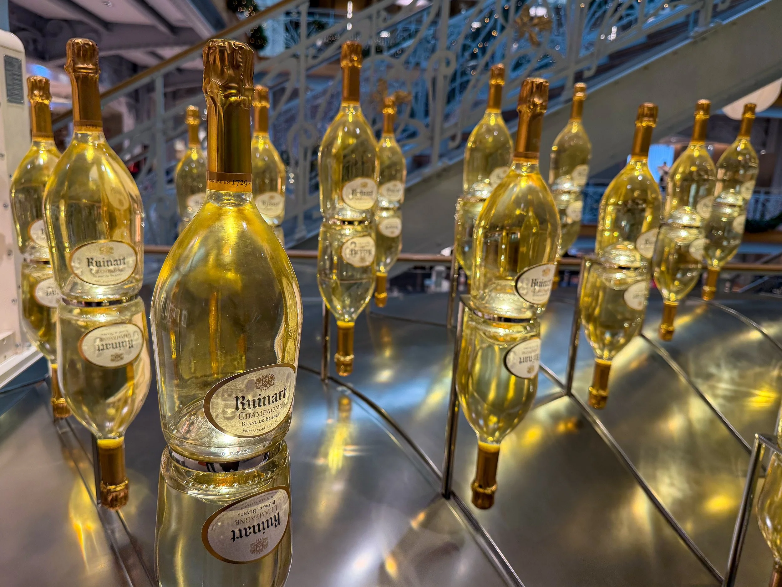 Champagne display at Samaritane 