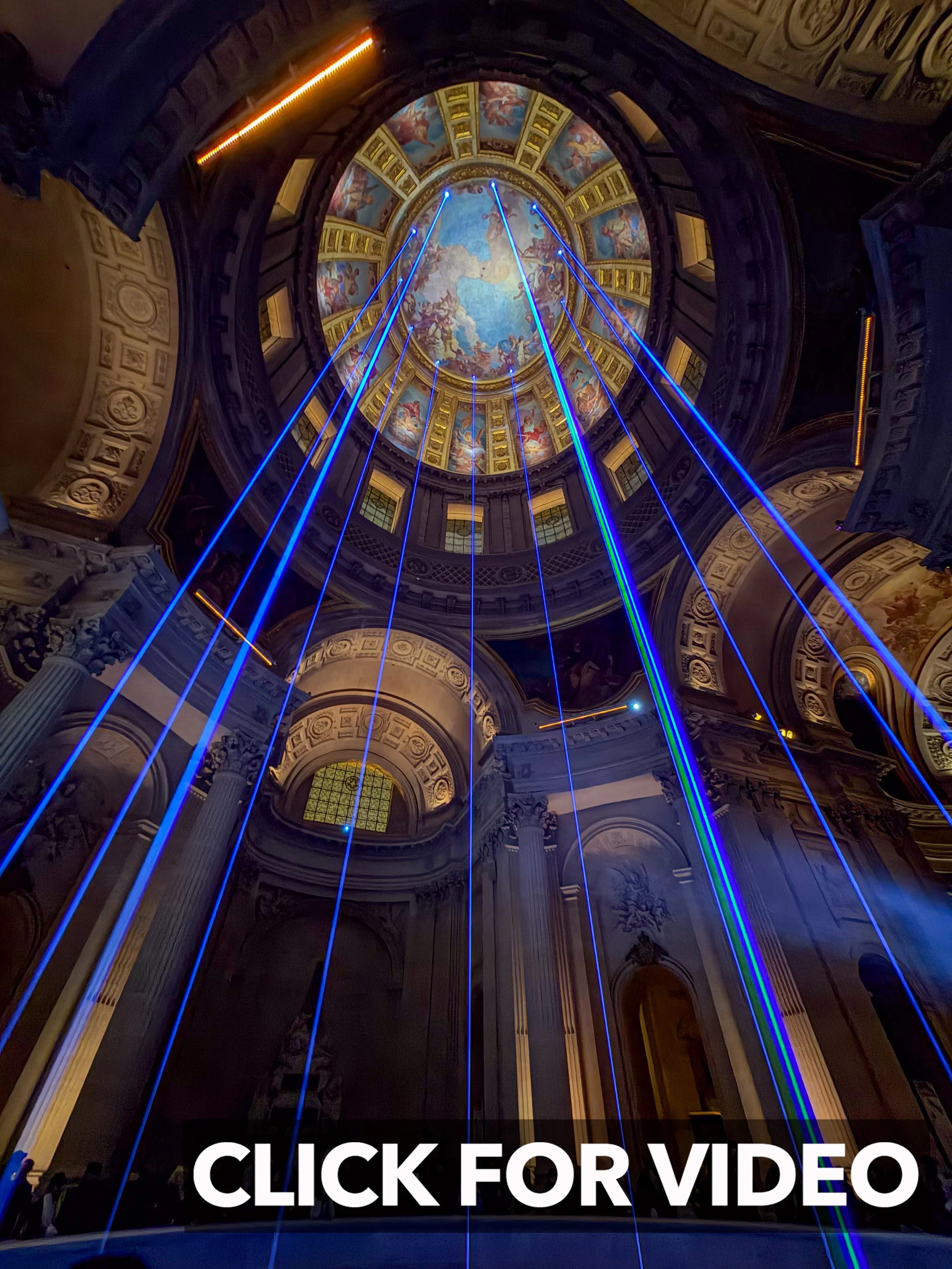Light show at Les Invalides.