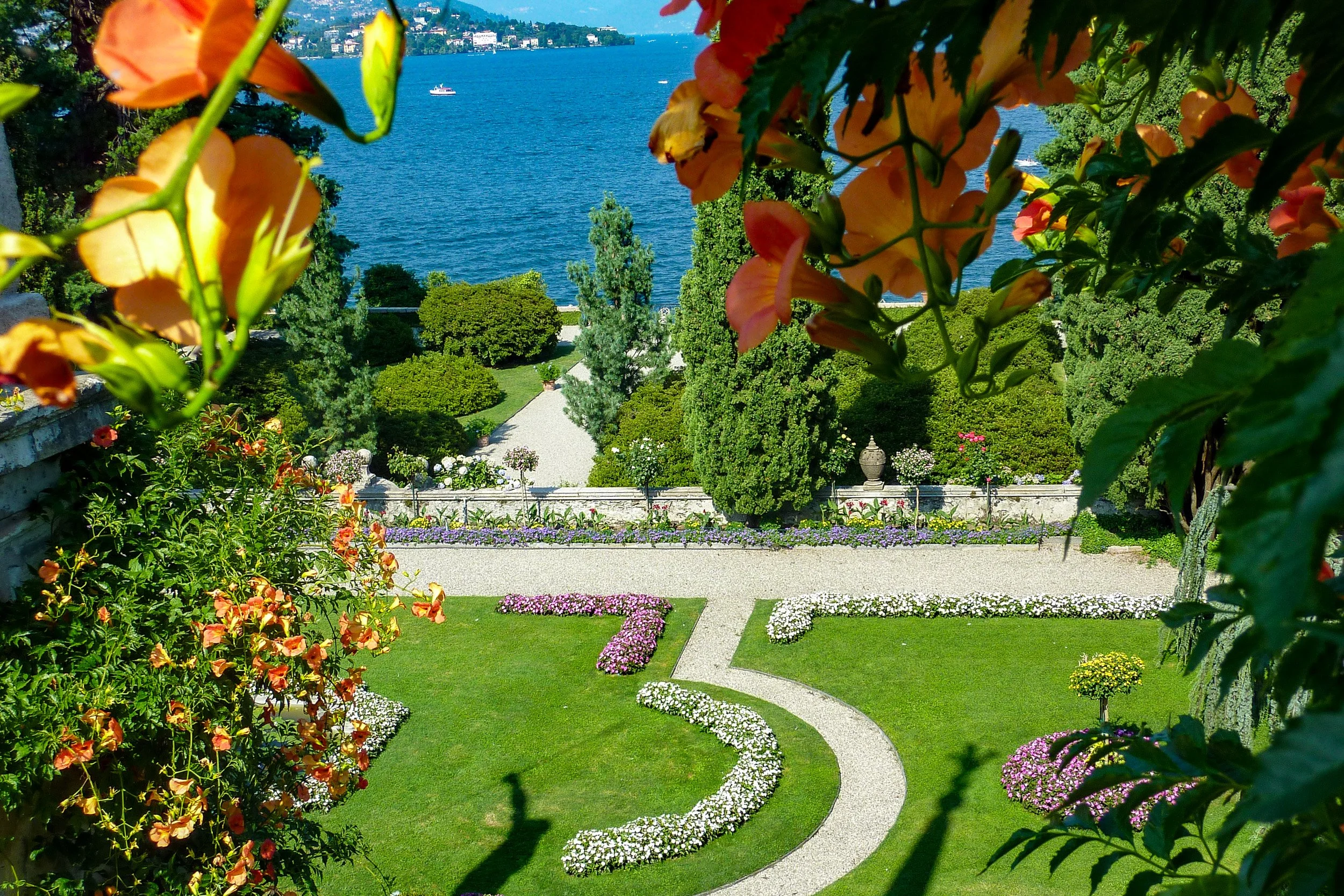 Isola Bella garden