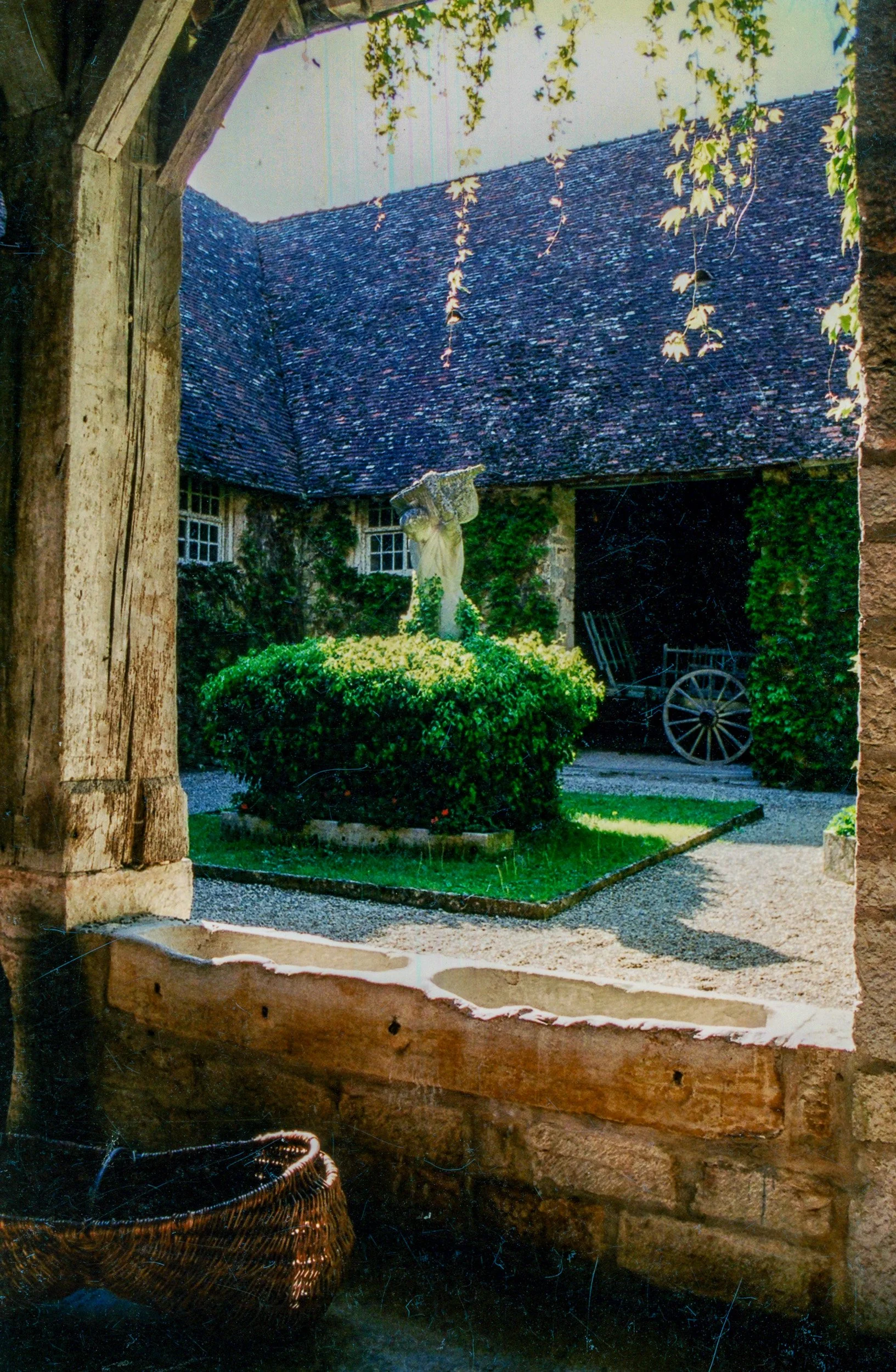 Clos de Vougeot courtyard