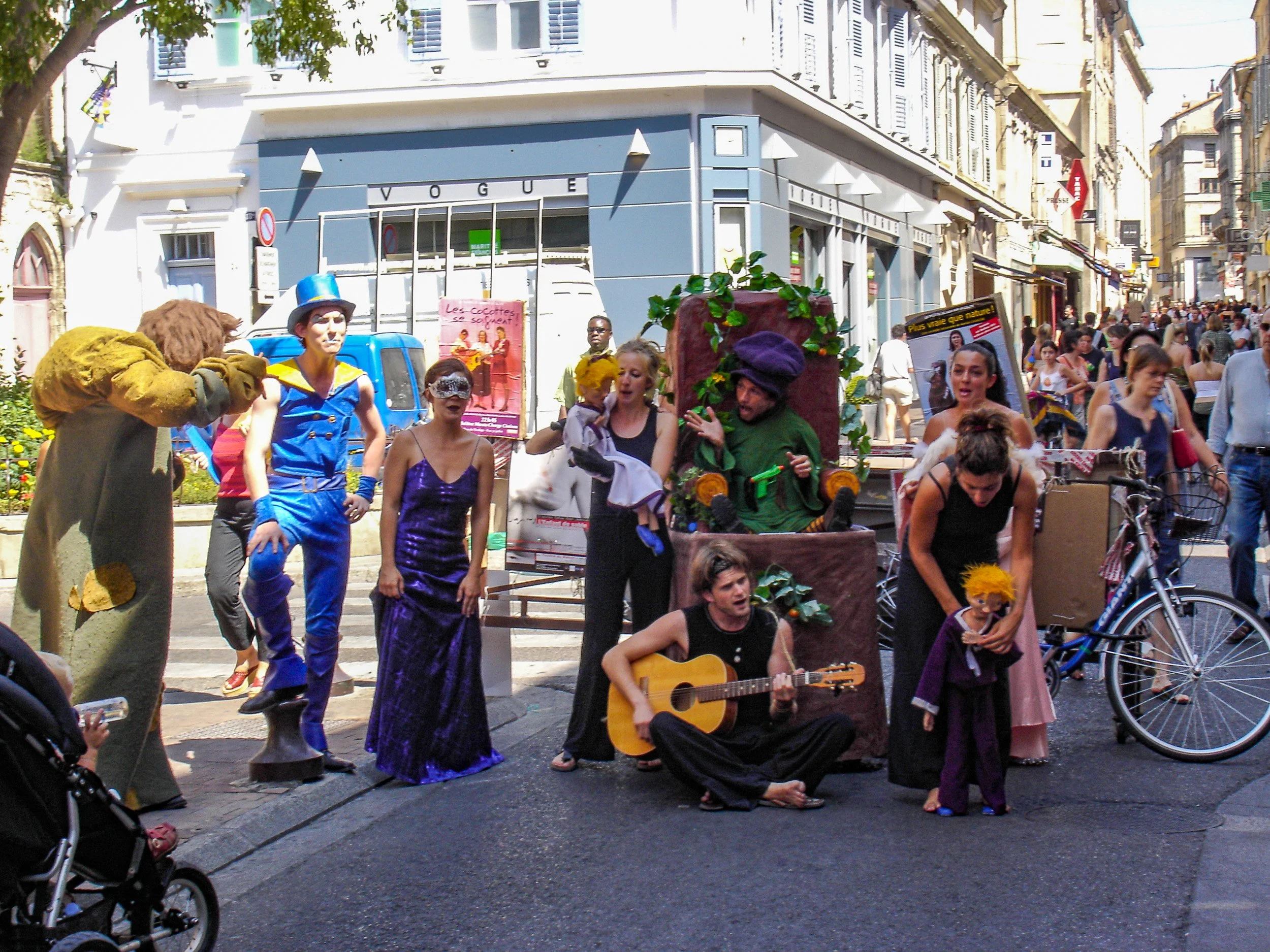 Avignon festival street scene