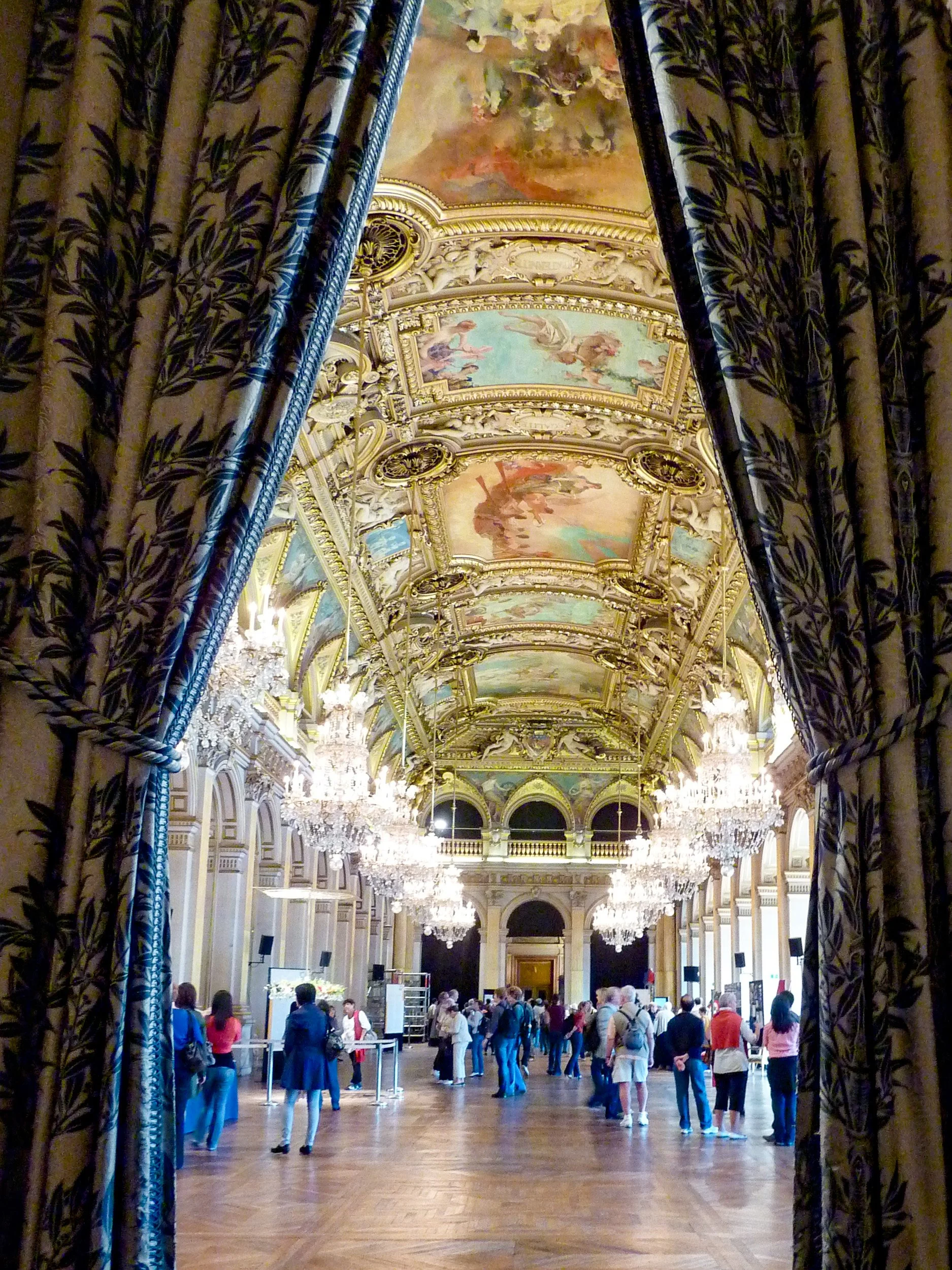 Hotel de Ville ballroom