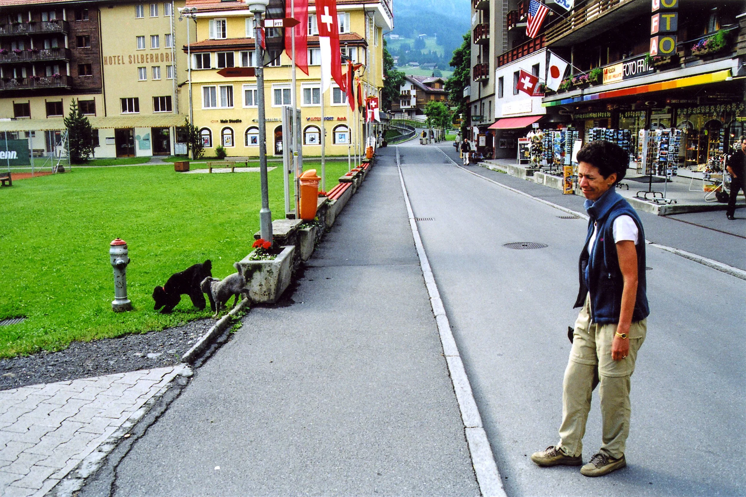 Donna in car-free downtown Wengen
