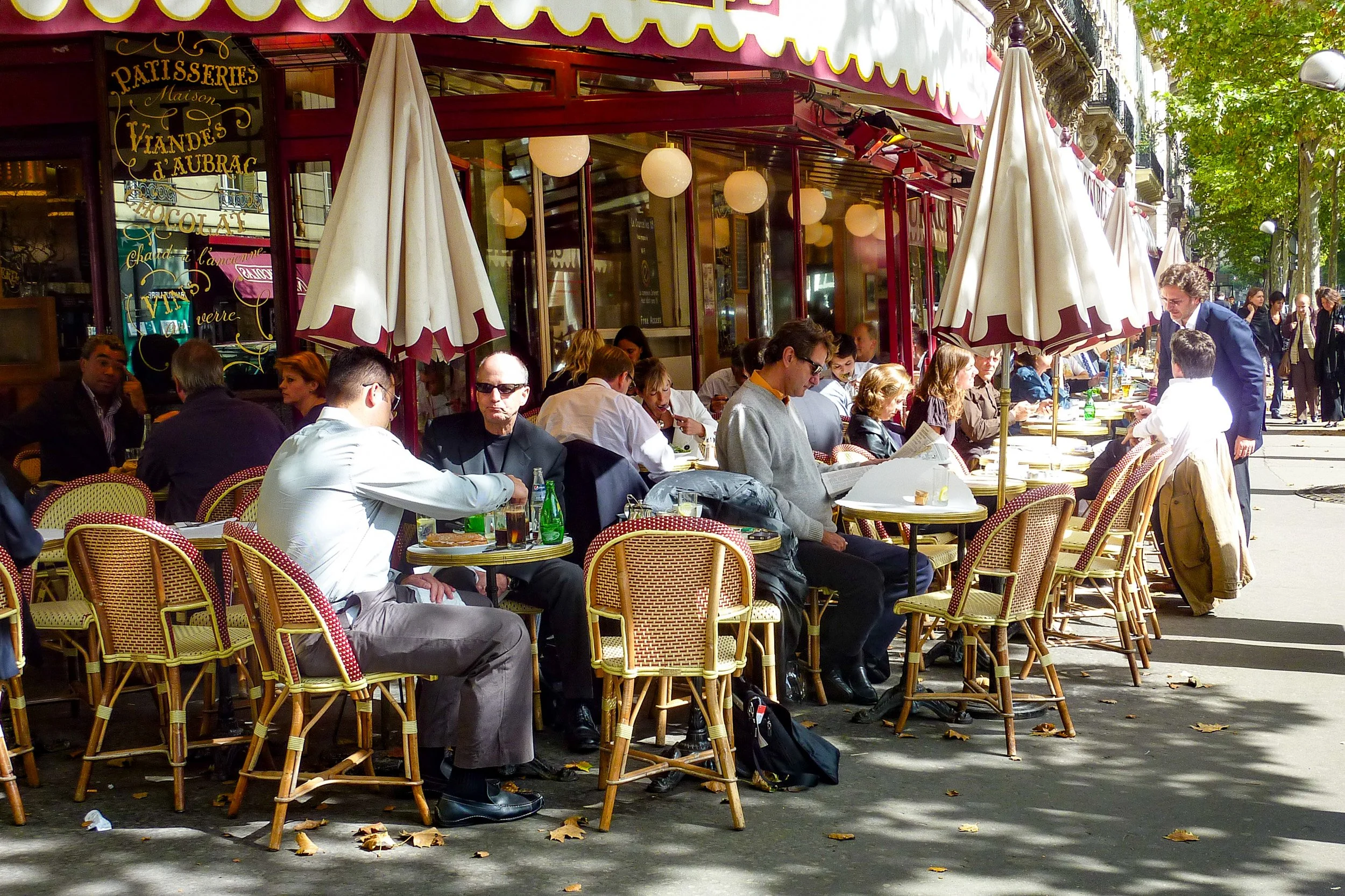 Courcelles café