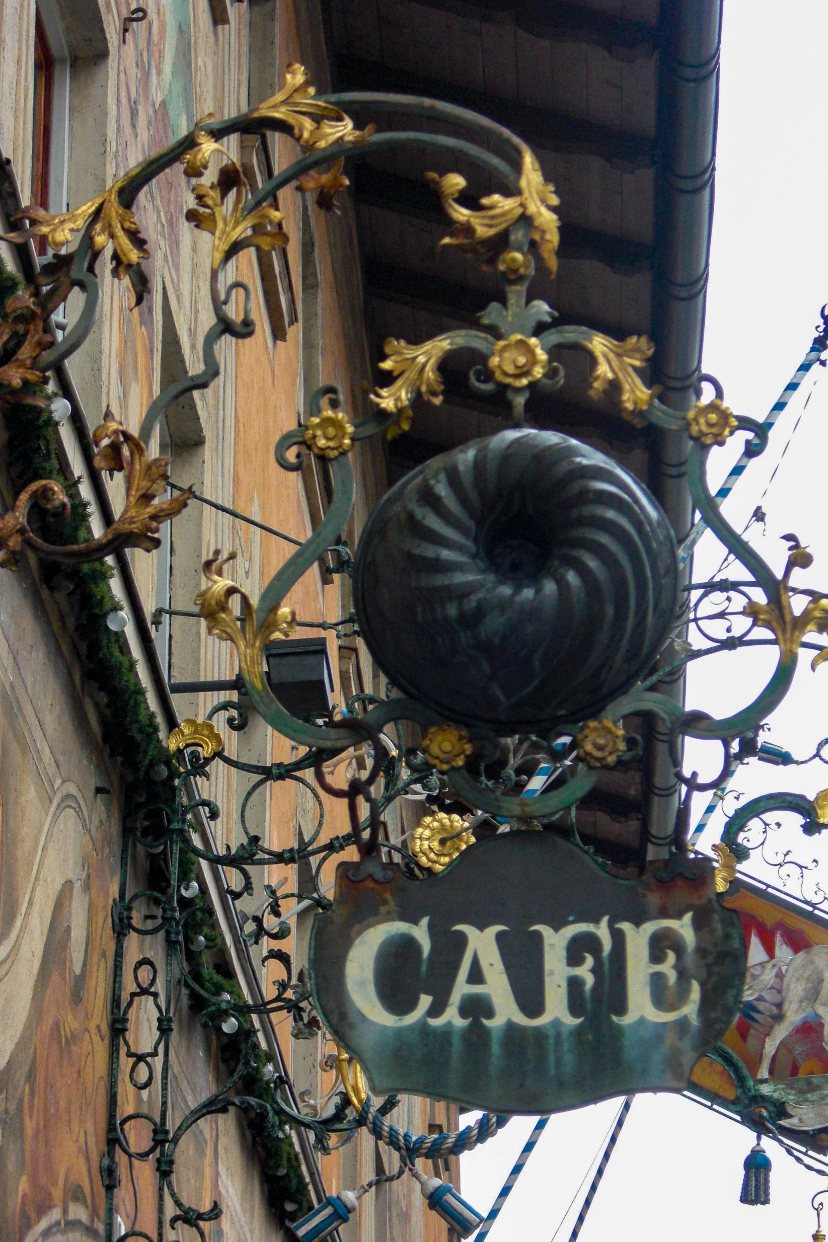 Garmisch-Partenkirchen café.jpg