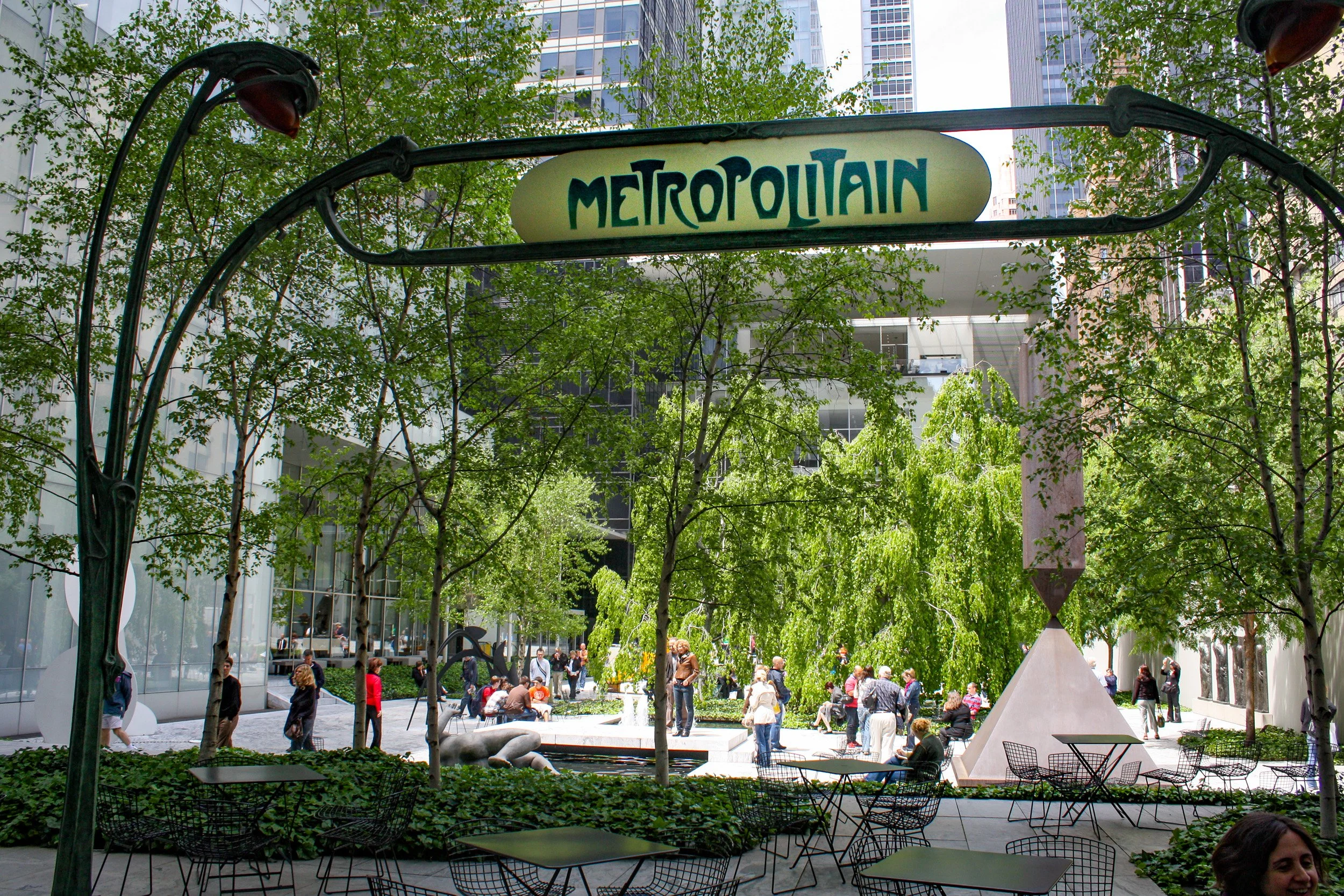 MOMA sculpture garden - Hector Guimard