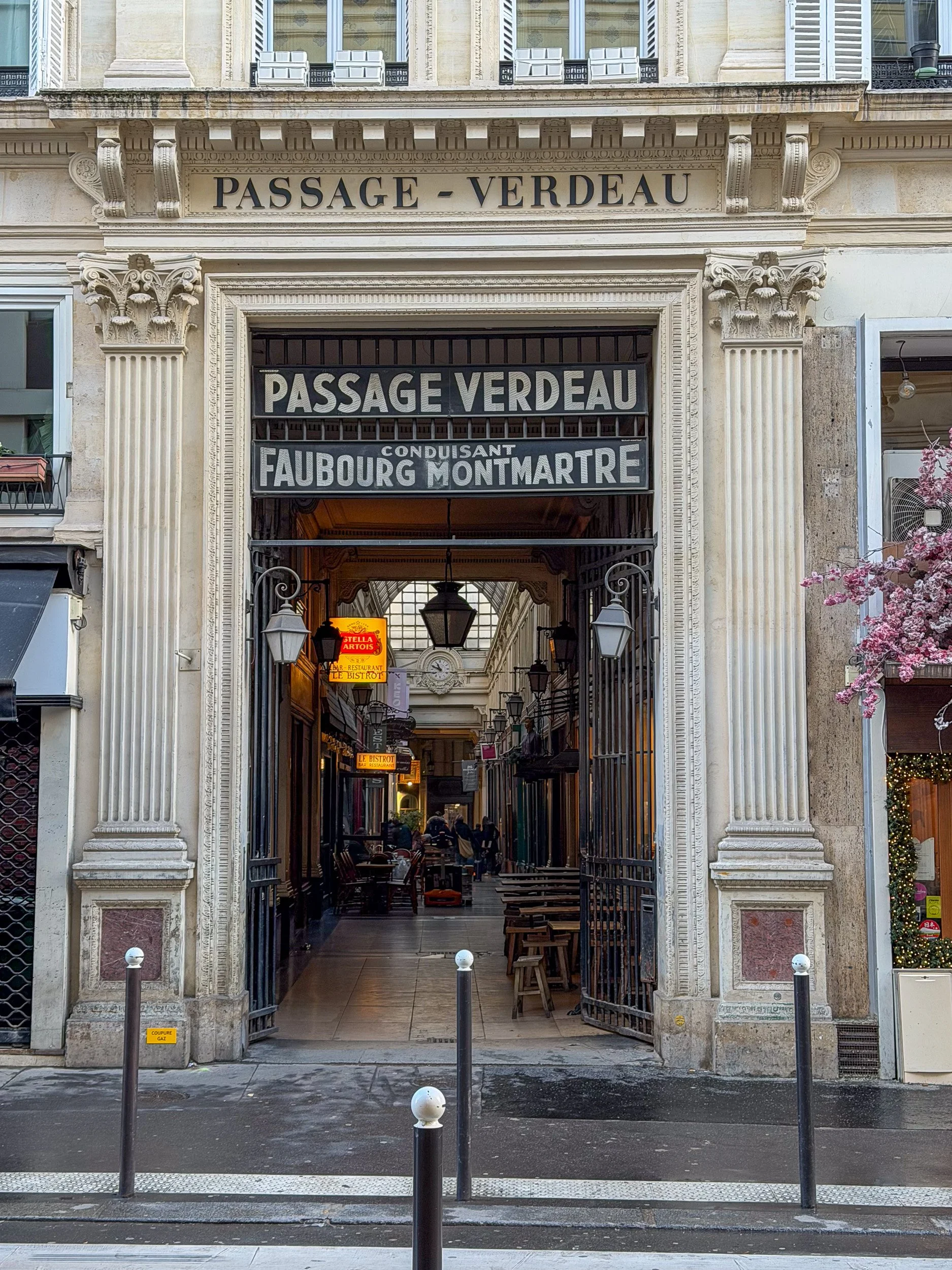 Covered passageway of Paris.