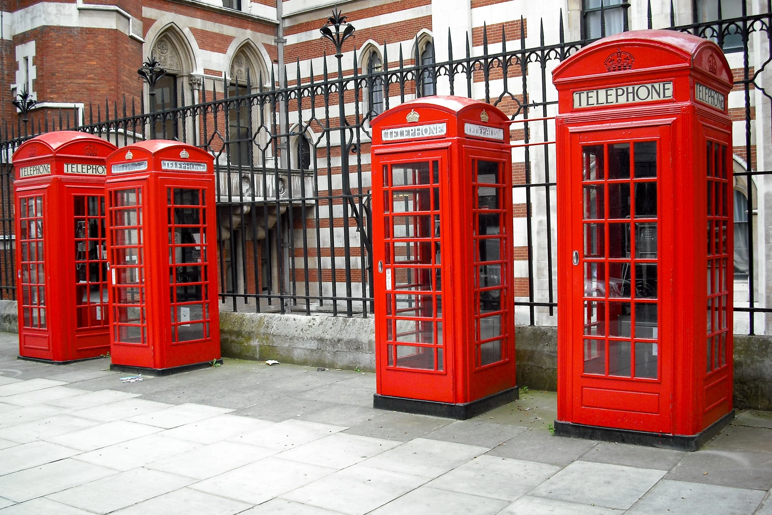 Hampton Court telecom