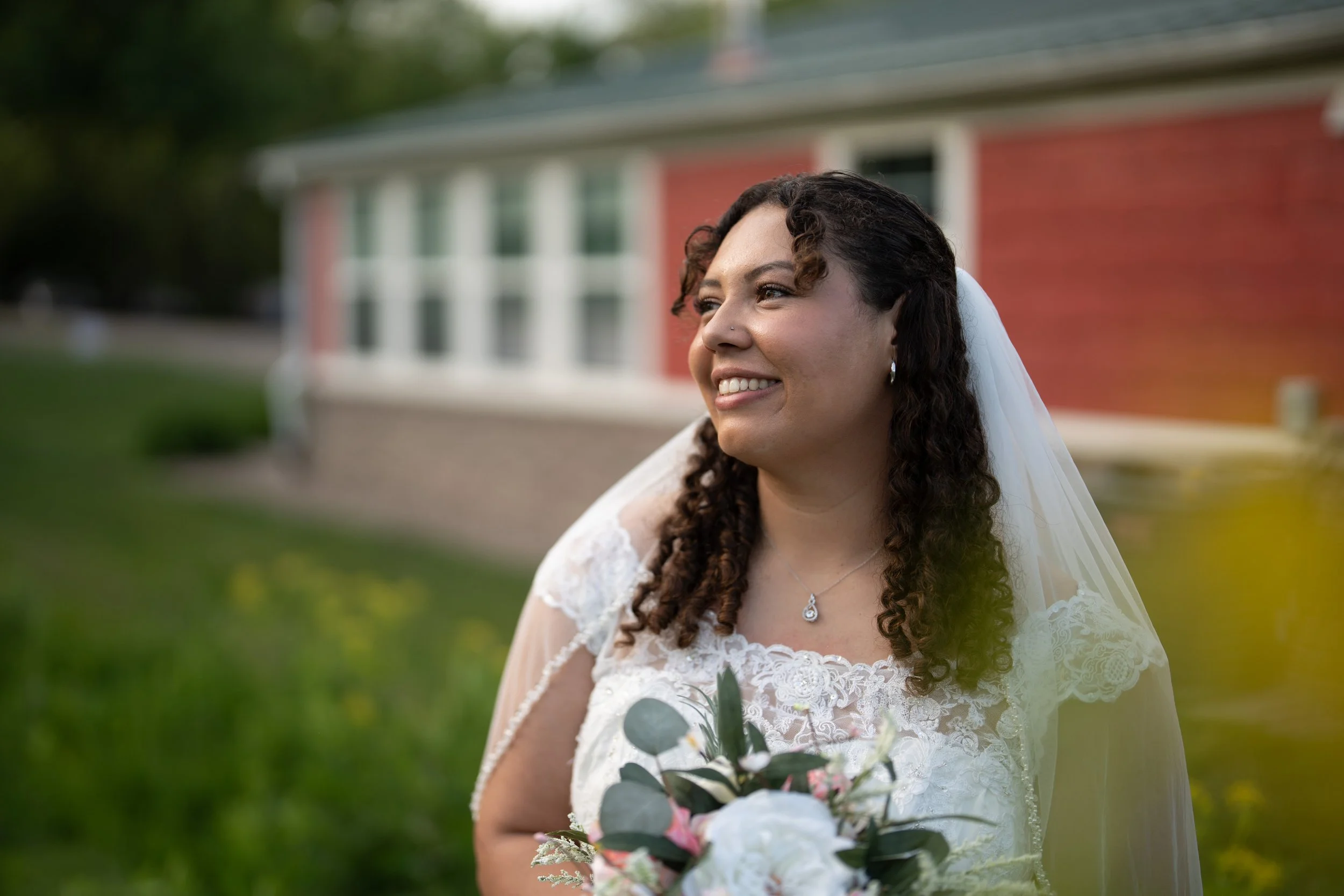 bellas-farmhouse-norwalk-ia-wedding-photographer.jpg