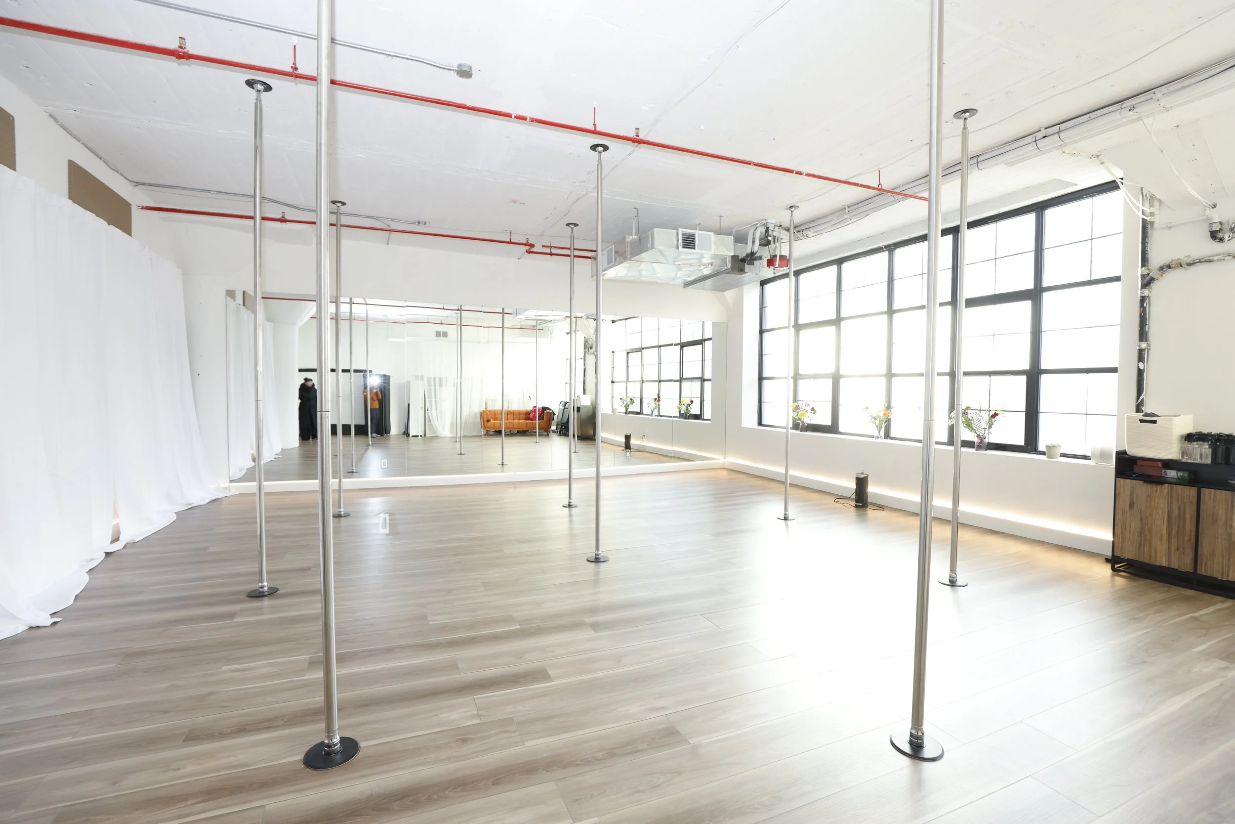 318, 319, 320 - Pole Dance Studio--062.jpg