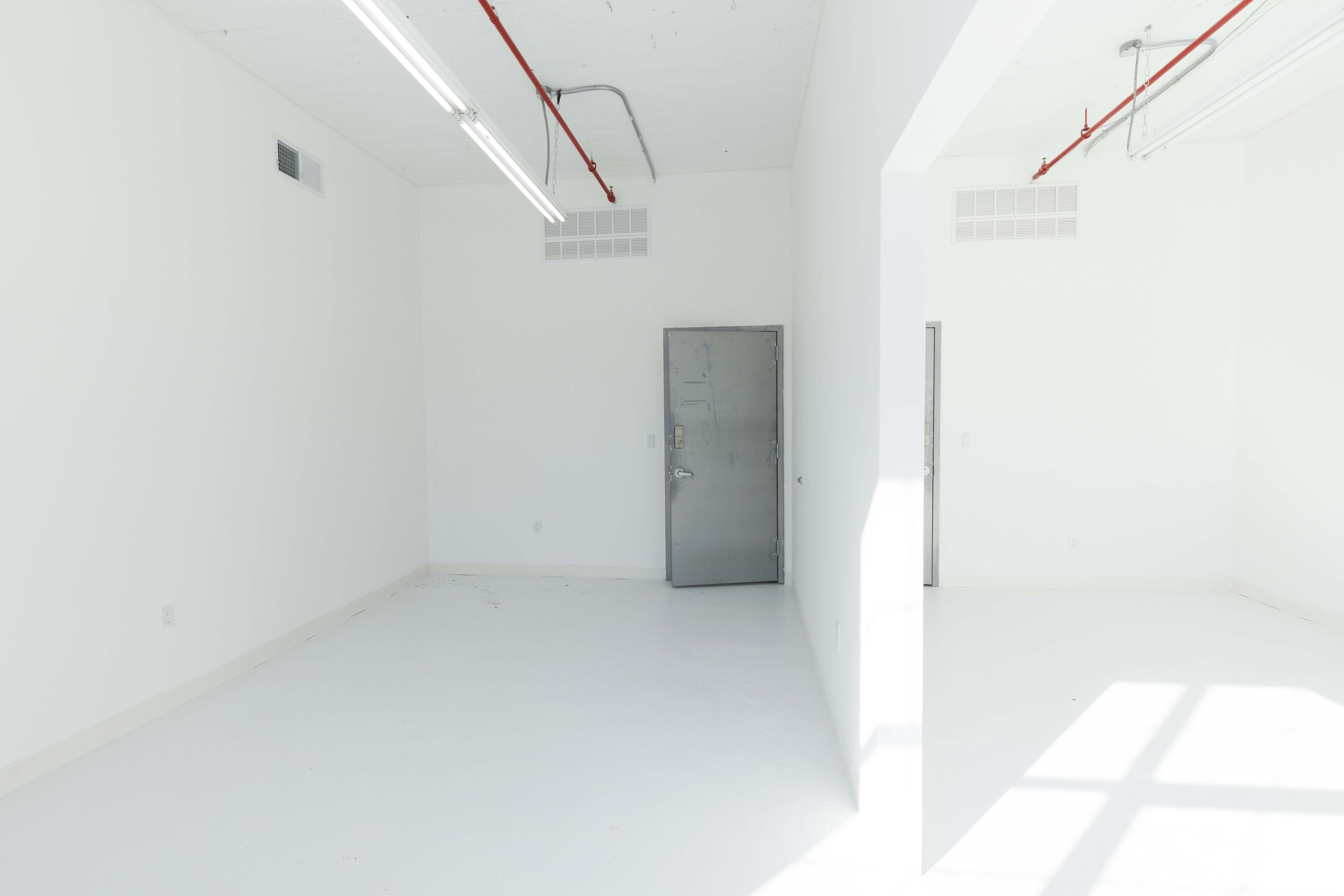 Studio 326 & 327---073.jpg