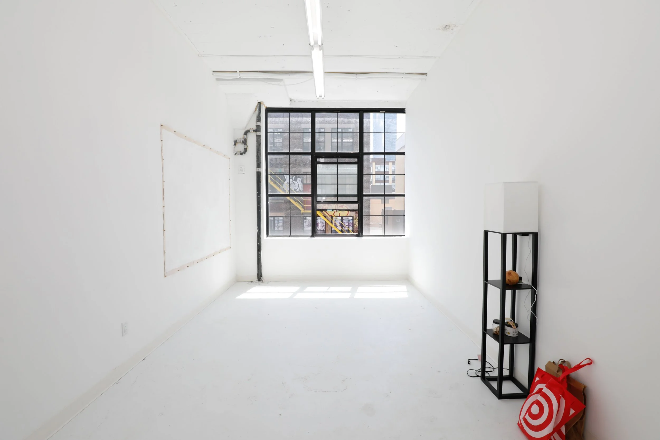 STUDIO 314 - 1600$ Available Jan 1 2026