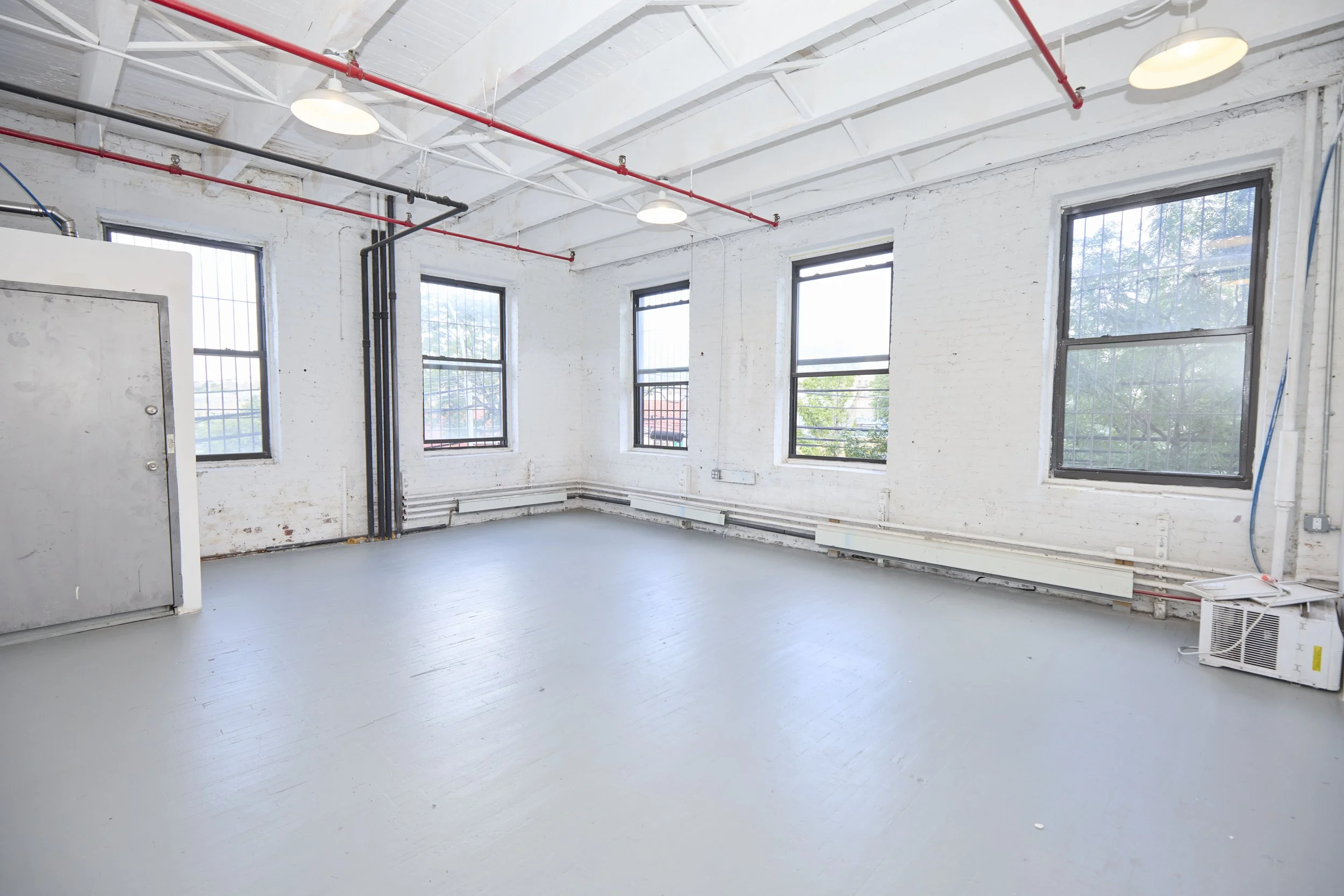 Studio 1B -5 Windows - 650 rsf. $2,300/month