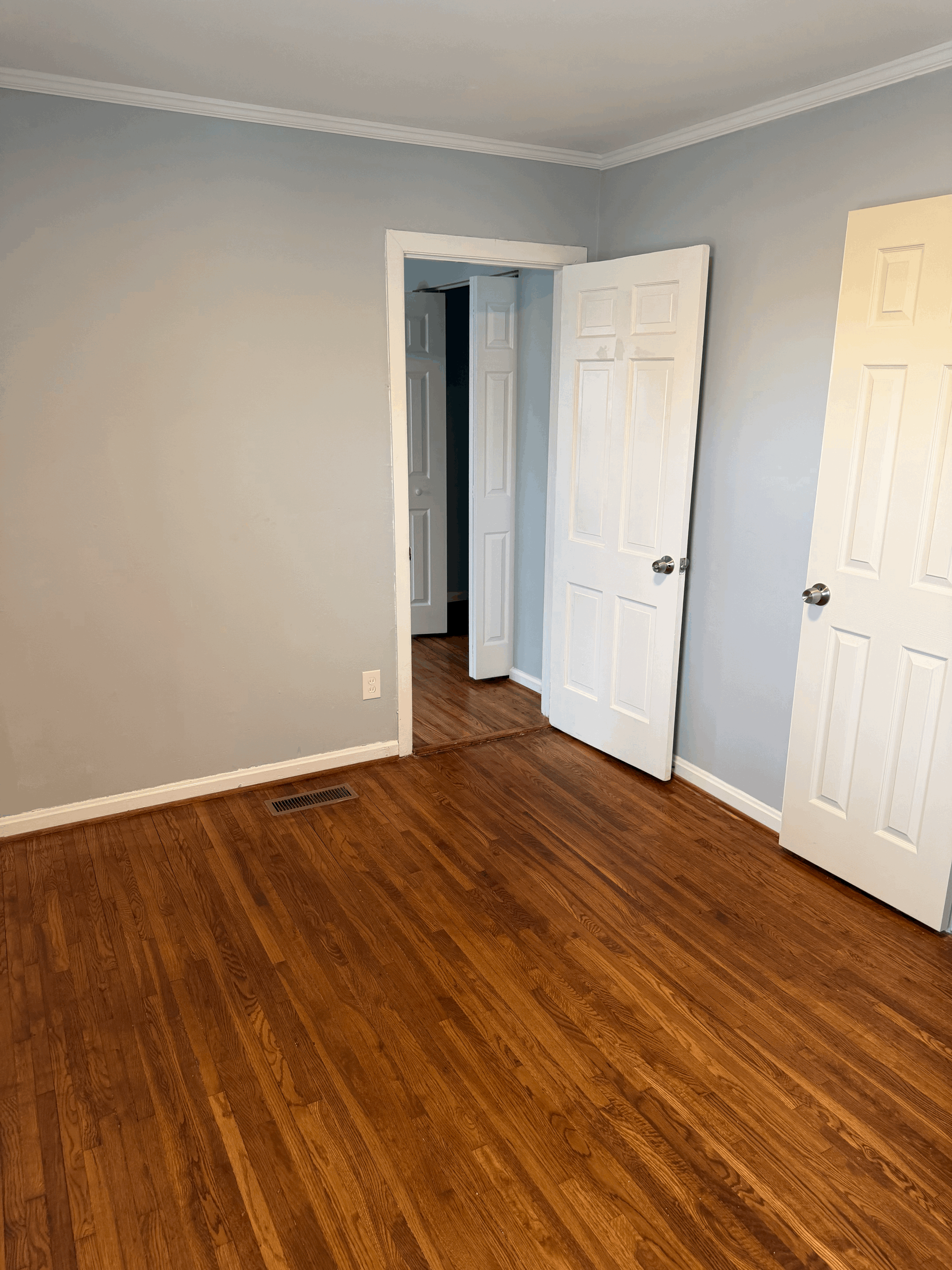 Bonus Room to Bedroom 1