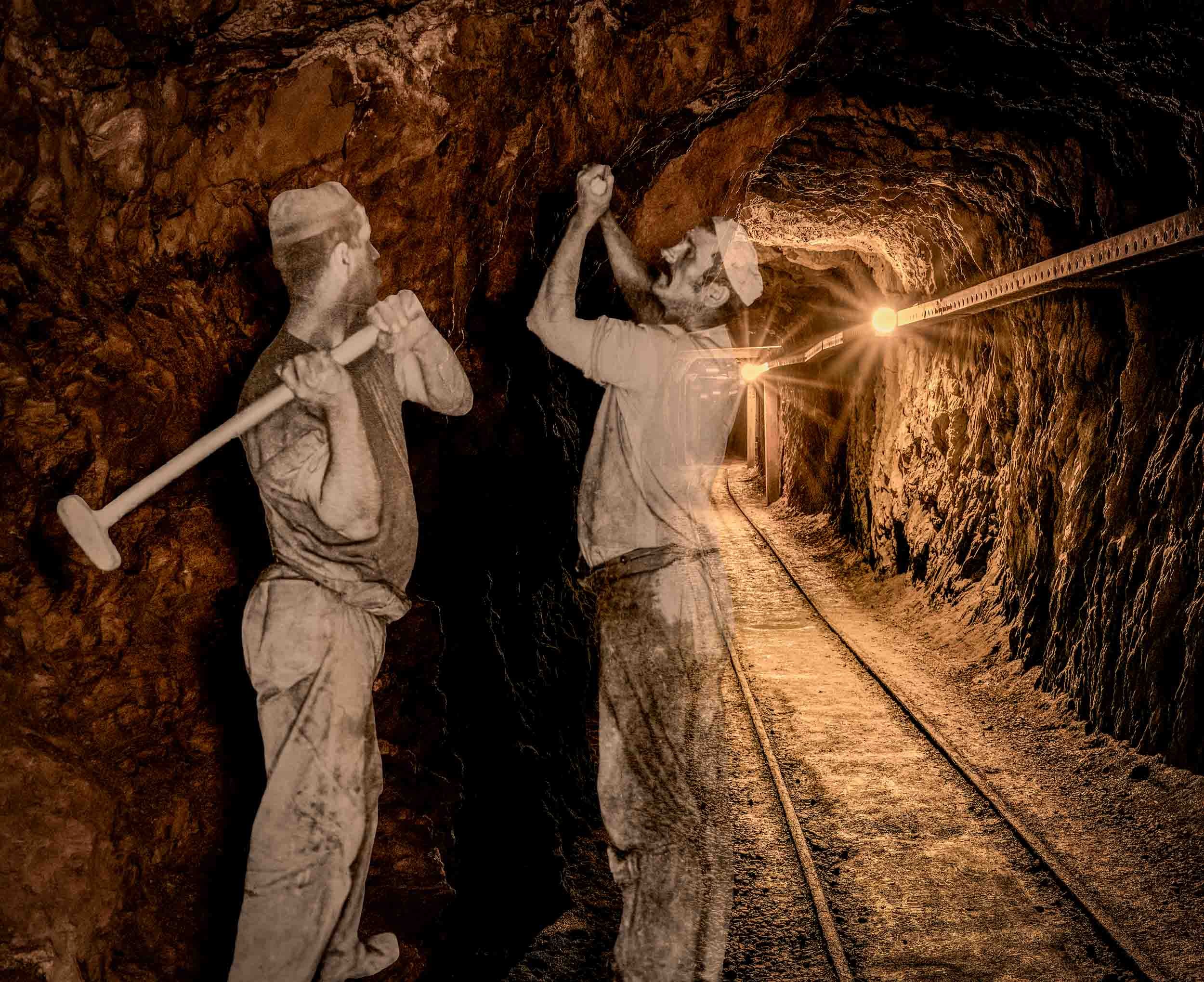 Miners in the Walhalla Long Tunnel Extended Gold Mine