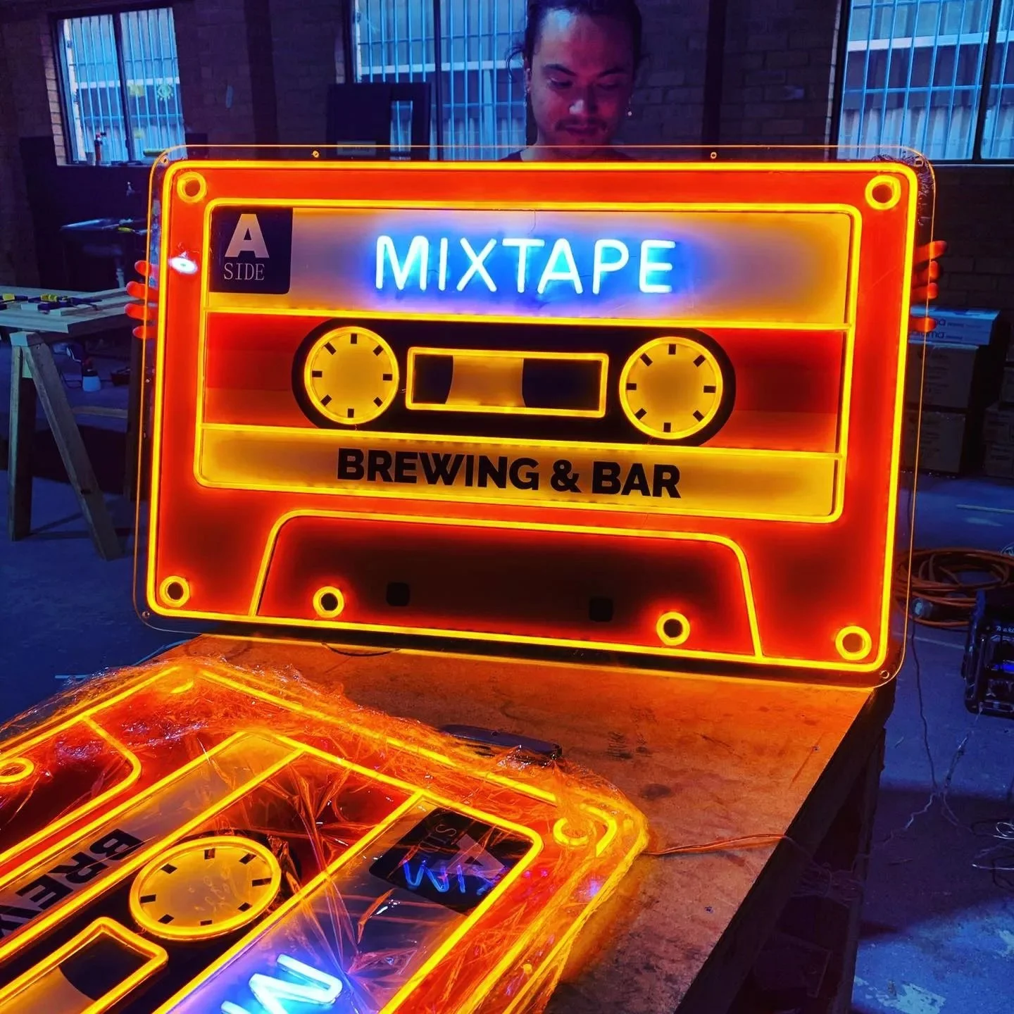 contact-mixtape-brewing-bar