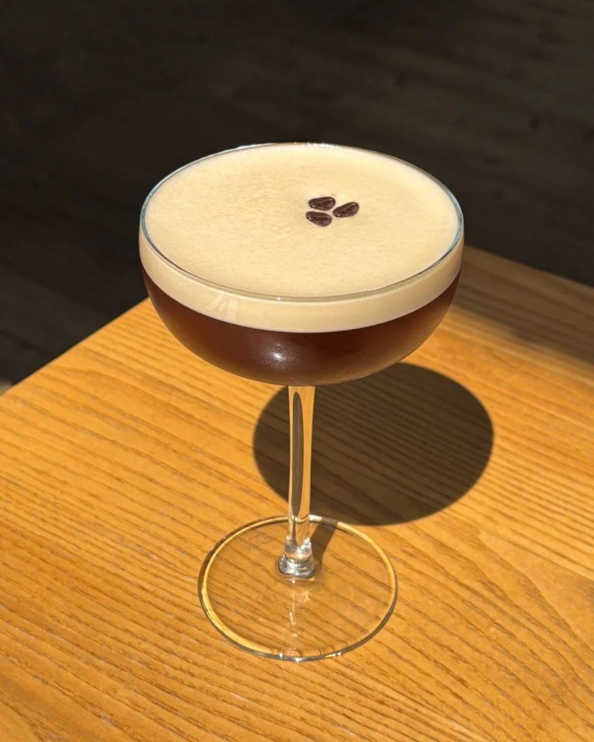 Golden hour + espresso martini = perfection ☕✨
Smooth, bold, and best enjoyed in good company — the Izakaya classic you’ll keep coming back for.
#IzakayaJersey #EspressoMartini #CocktailHour #JerseyCI #LibertyWharf