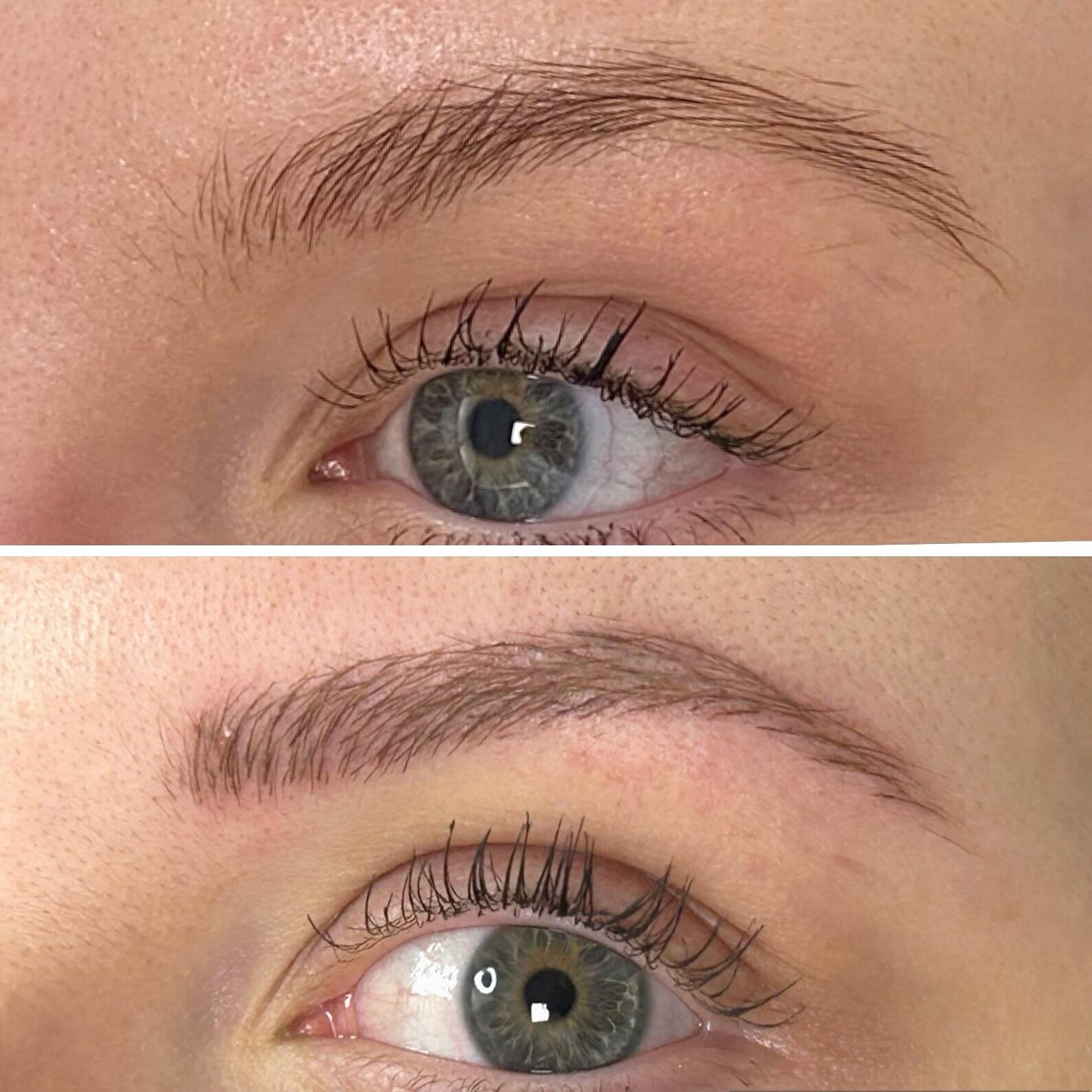 Microblading helps define the shape of your eyebrows, making you look more beautiful! ✨

#microblading #augenbrauen #eyebrows #sourcils #meilen