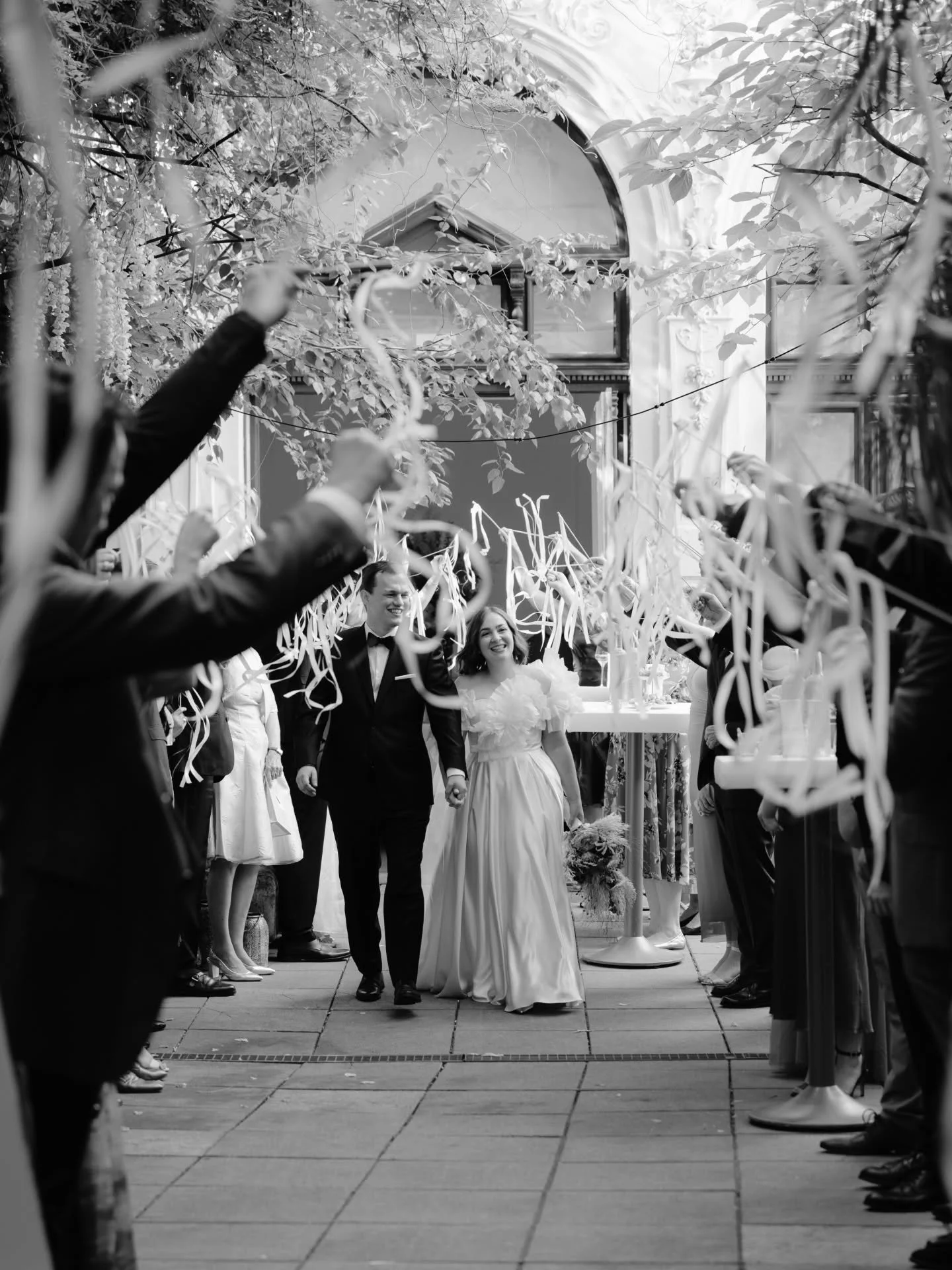 Laura &amp; Nikolaus&rsquo; day will forever hold a special place in my heart.
From our very first conversation to the final gallery, everything about this journey felt so natural, so full of warmth and joy. 
Thank you, Laura &amp; Nikolaus, for your