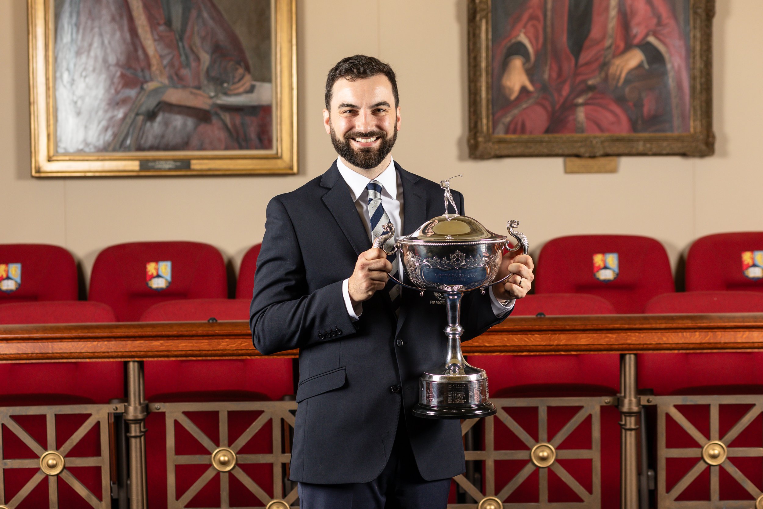 How to make a career switch into the golf industry