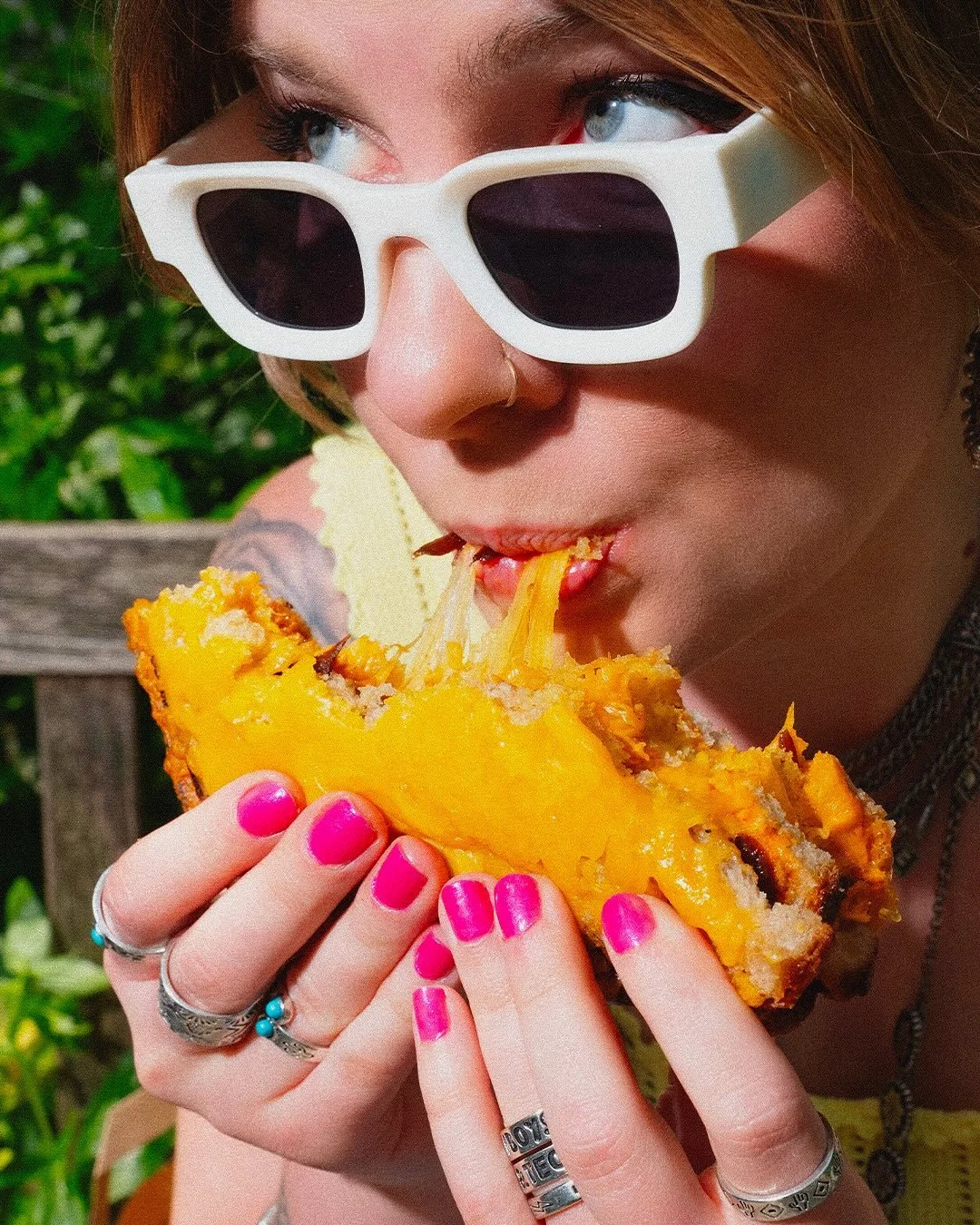 Tous nos plats sont dispo à emporter 🧀🥐☀️
Parfait pour profiter du beau temps (c’est à dire 1 jour sur 2 en ce moment😅)
☀️ Grilled cheese, croissants garnis, granola… tu peux te régaler où tu veux.
#takea