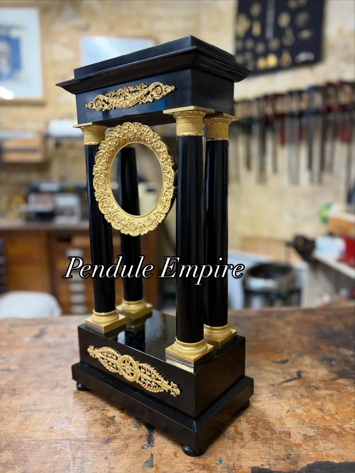 #bordeaux #bordeauxmaville🇫🇷 #&eacute;b&eacute;niste #restaurationmeubles #boulle #antiquit&eacute;s #antic #brocante #drouot #sallesdesventes #commissairepriseur #artbordeaux #art #ebenisteartisan #ebenisteriedart