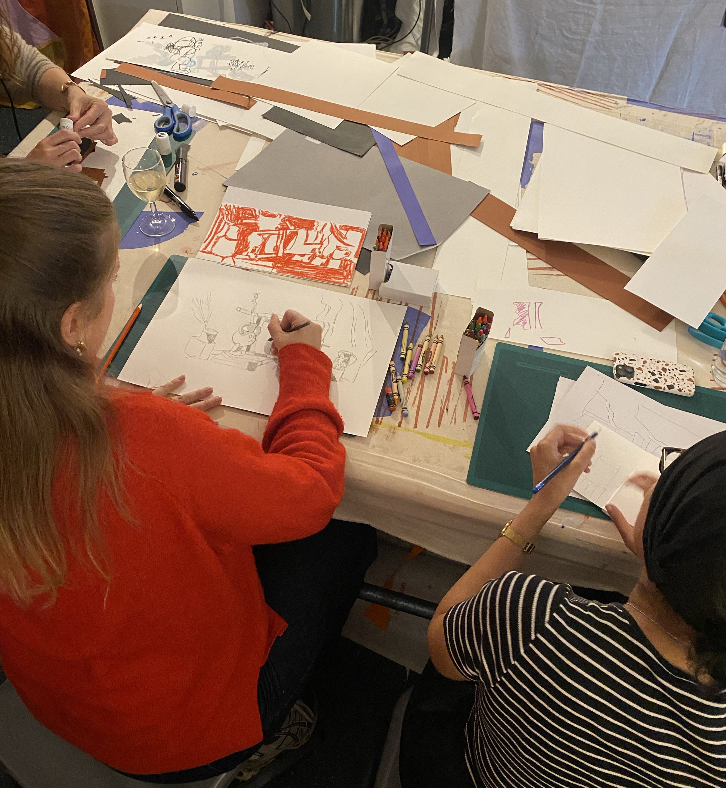 We will design the workshop around your event, whether it's a special birthday party, a corporate team building or a baby shower. 