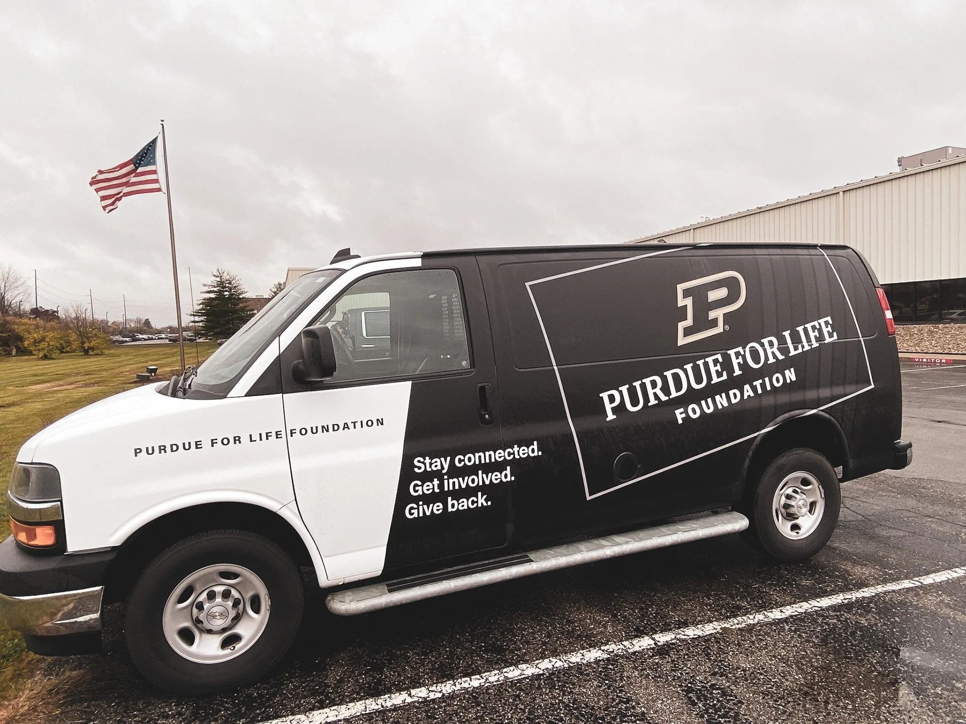 Van gridsa2f78e185058631.655d112e553f7.jpg